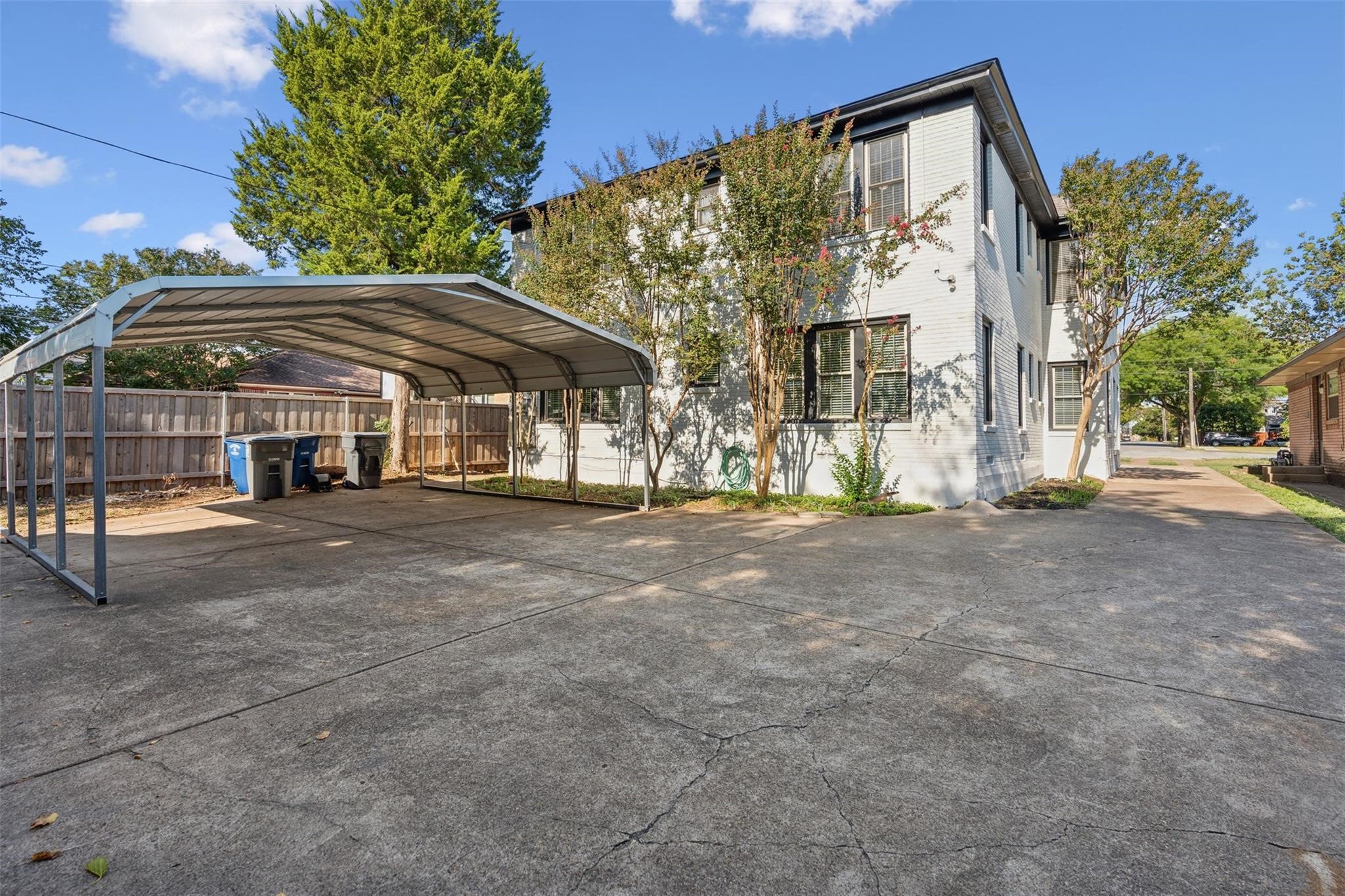 6132 Victor Street Dallas TX 75214