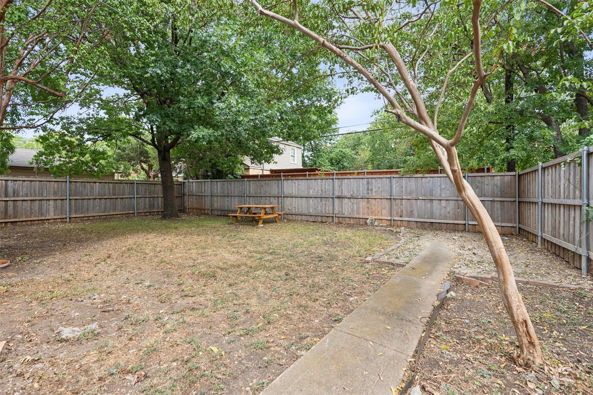 6132 Victor Street Dallas TX 75214