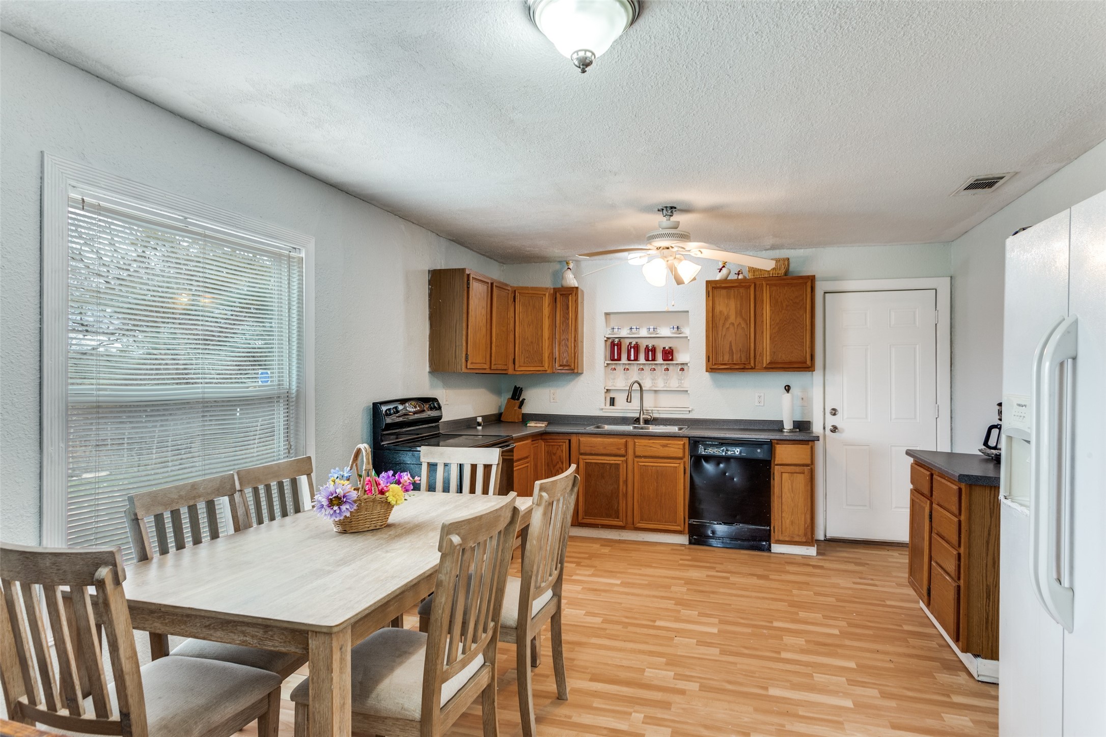 1584 Kelly Road Aledo TX 76008