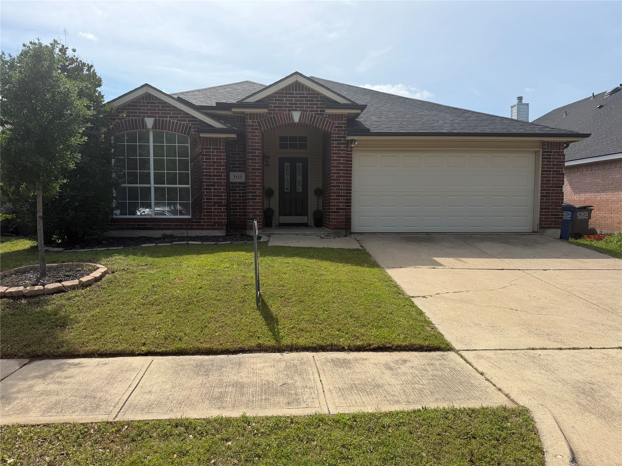 7123 Lake Hill Trail Sachse TX 75048