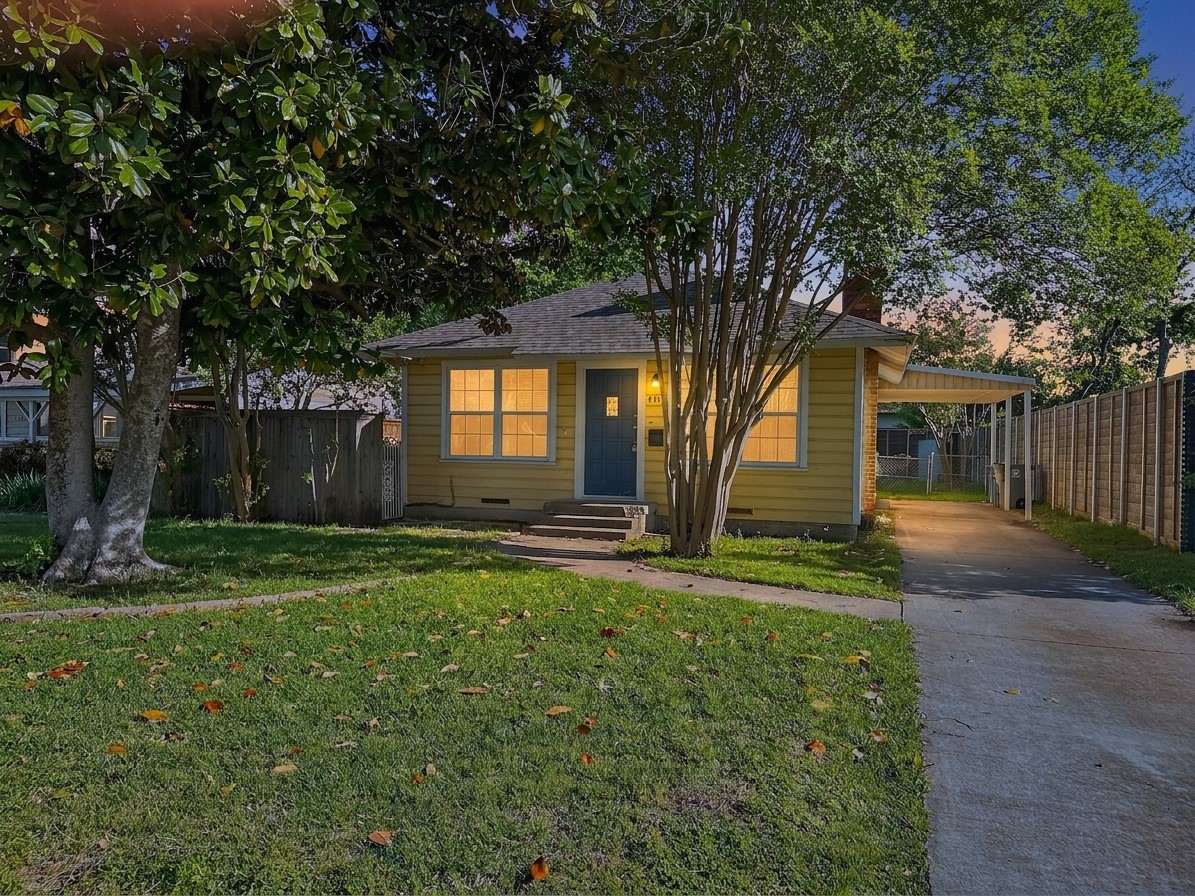 4414 Merrell Road Dallas TX 75229
