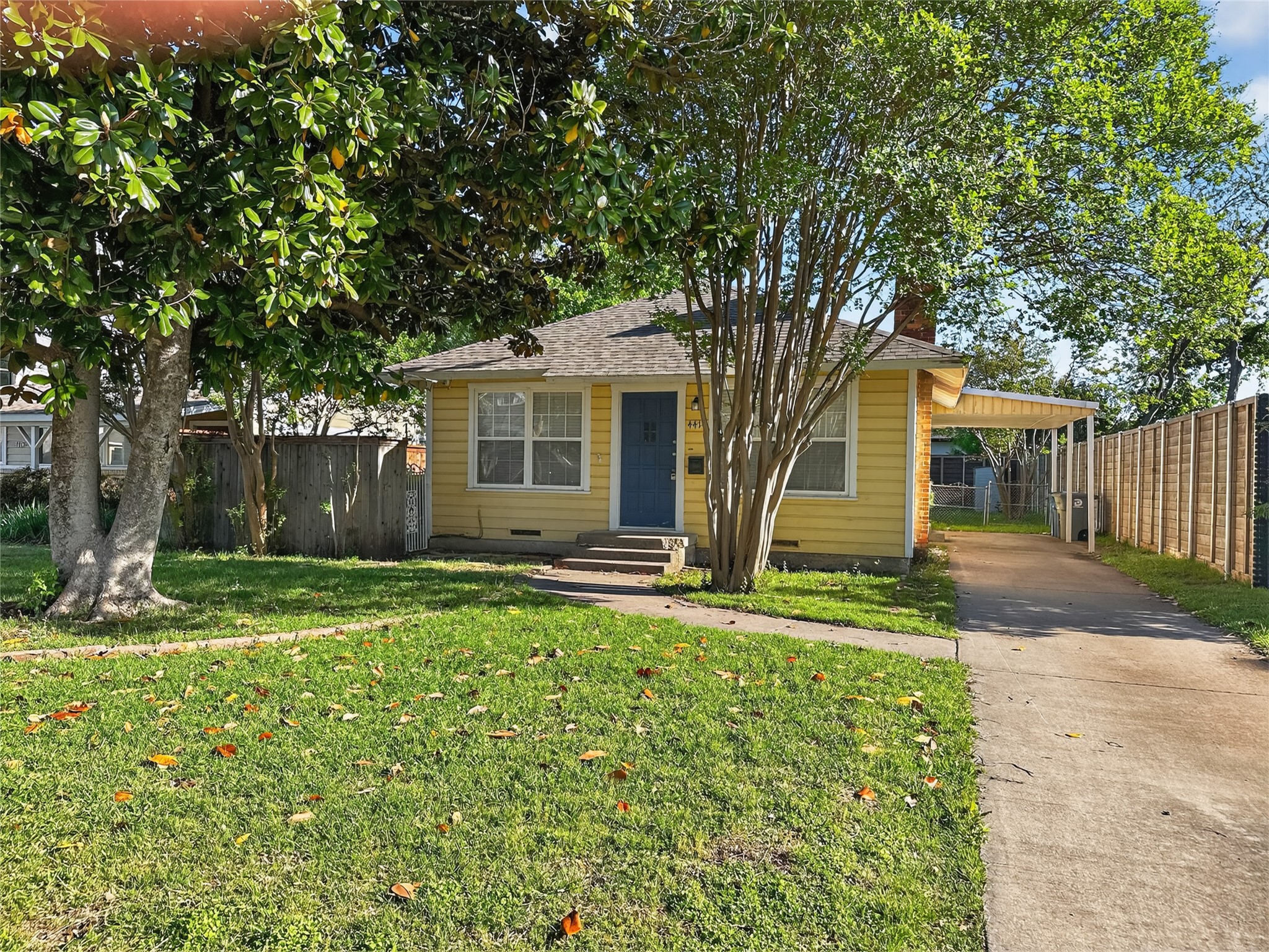 4414 Merrell Road Dallas TX 75229