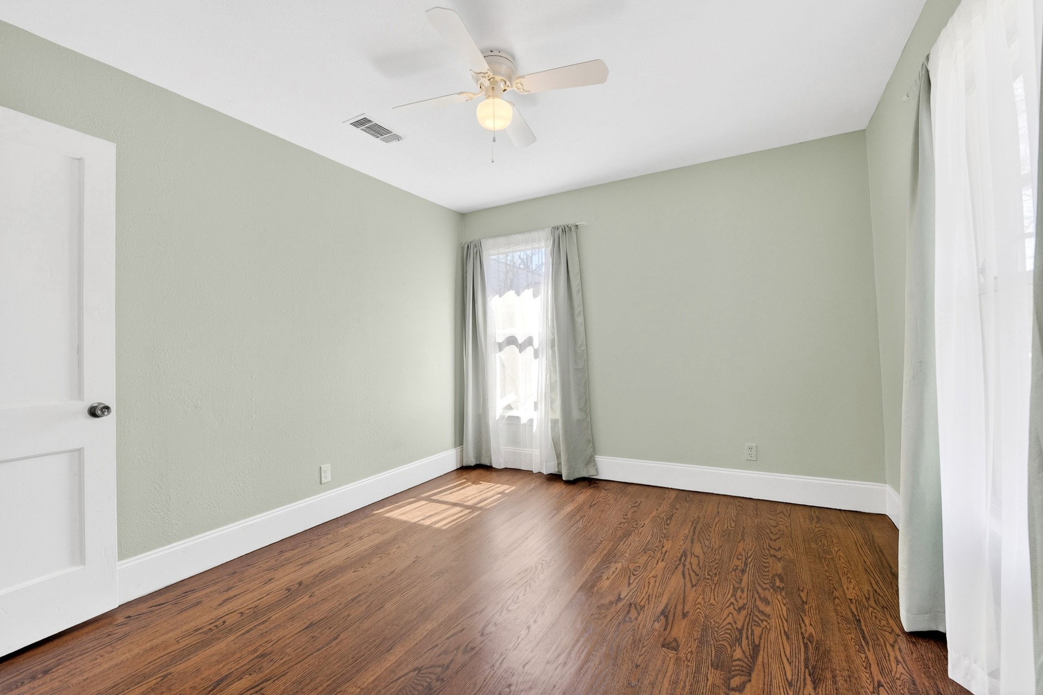 10922 Castolon Drive Dallas TX 75228