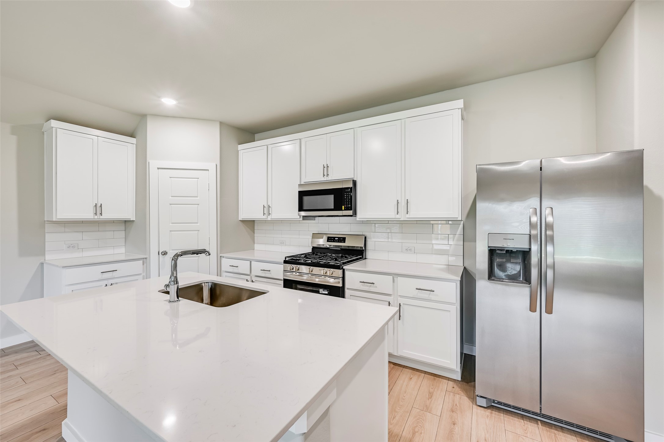946 Olive Drive Lavon TX 75166