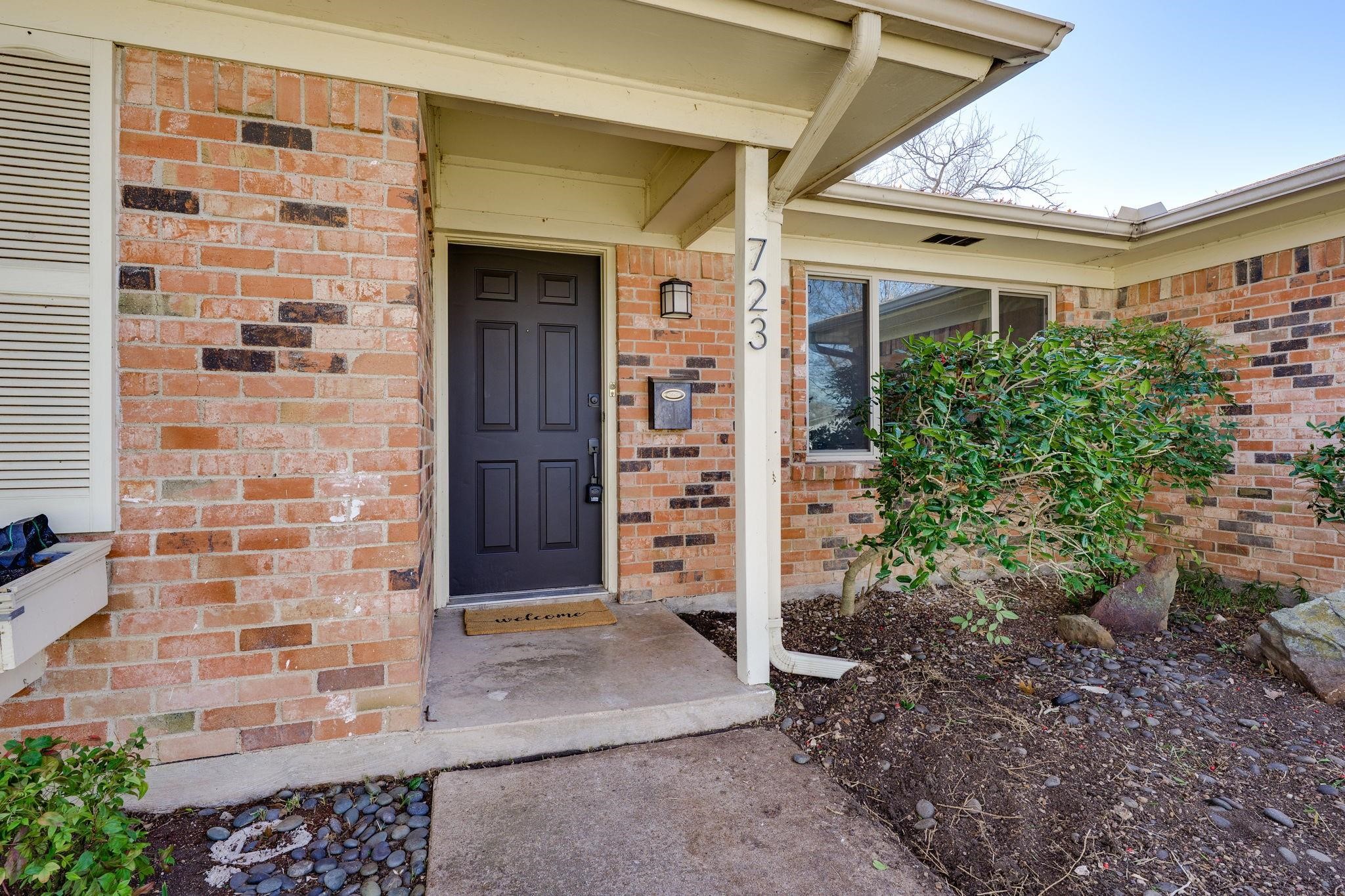 723 Kindred Richardson TX 75080