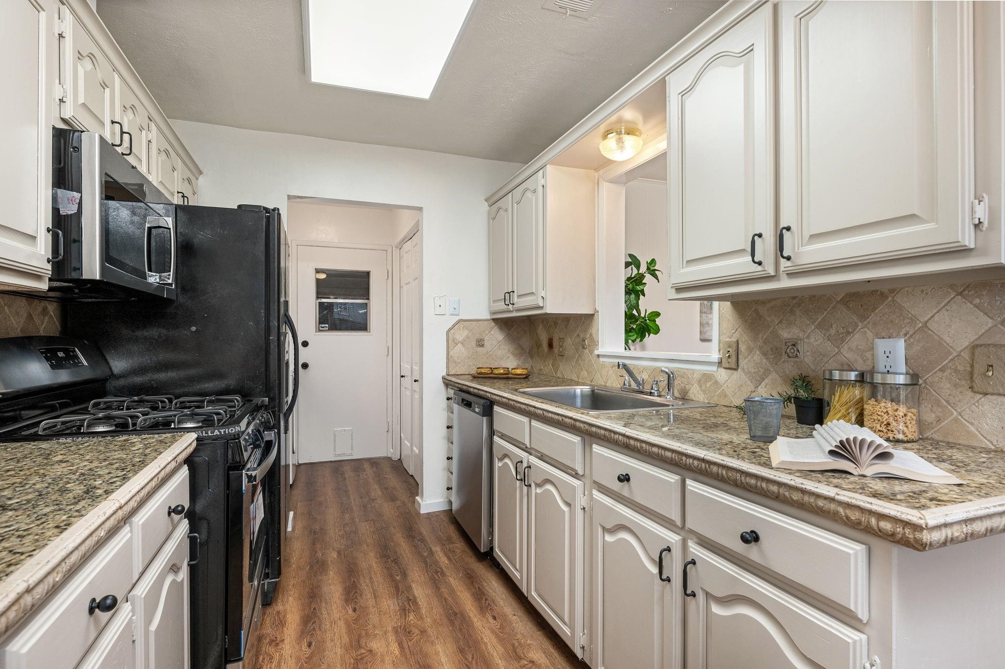 723 Kindred Richardson TX 75080