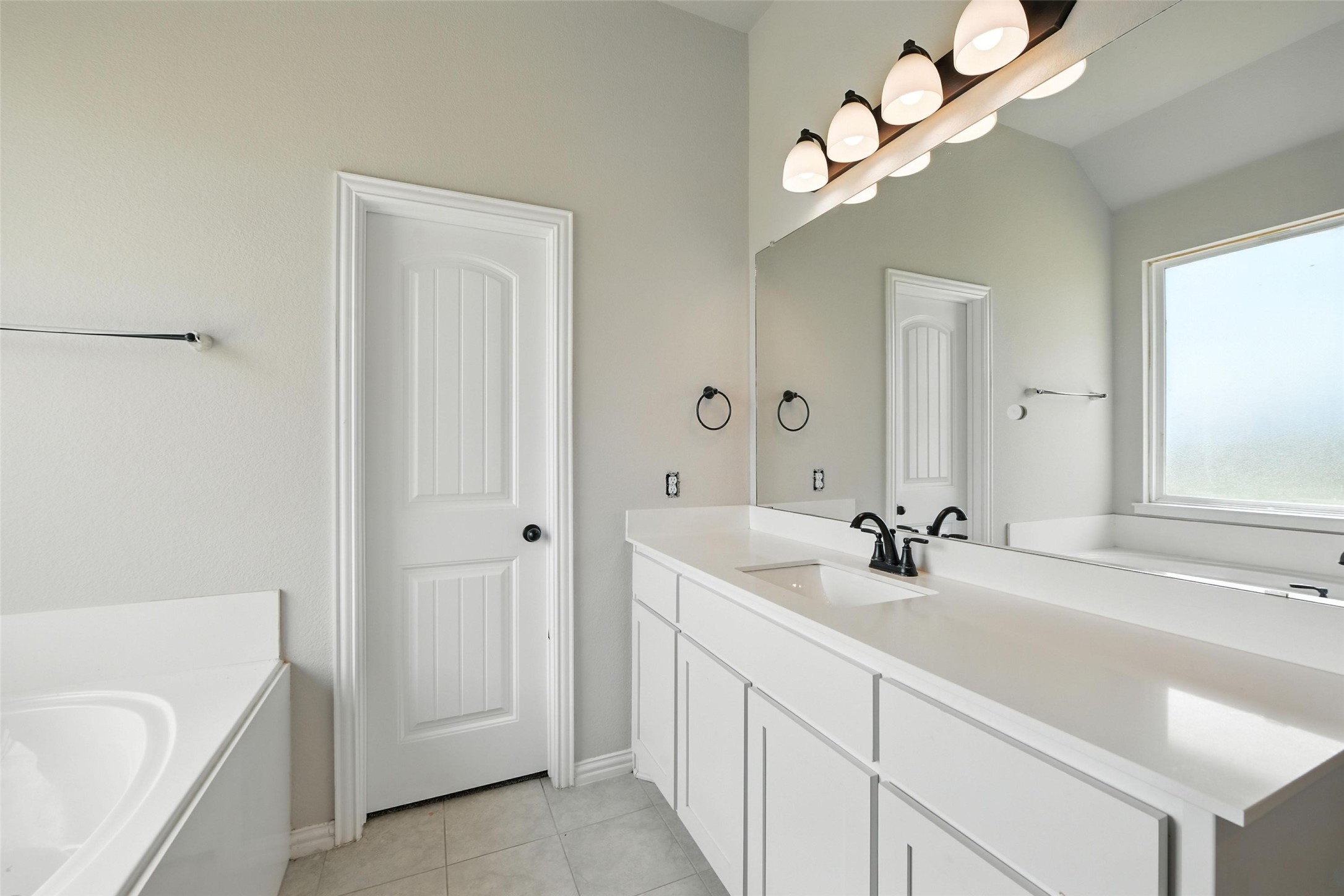 1089 Flagstone Drive Weatherford TX 76085