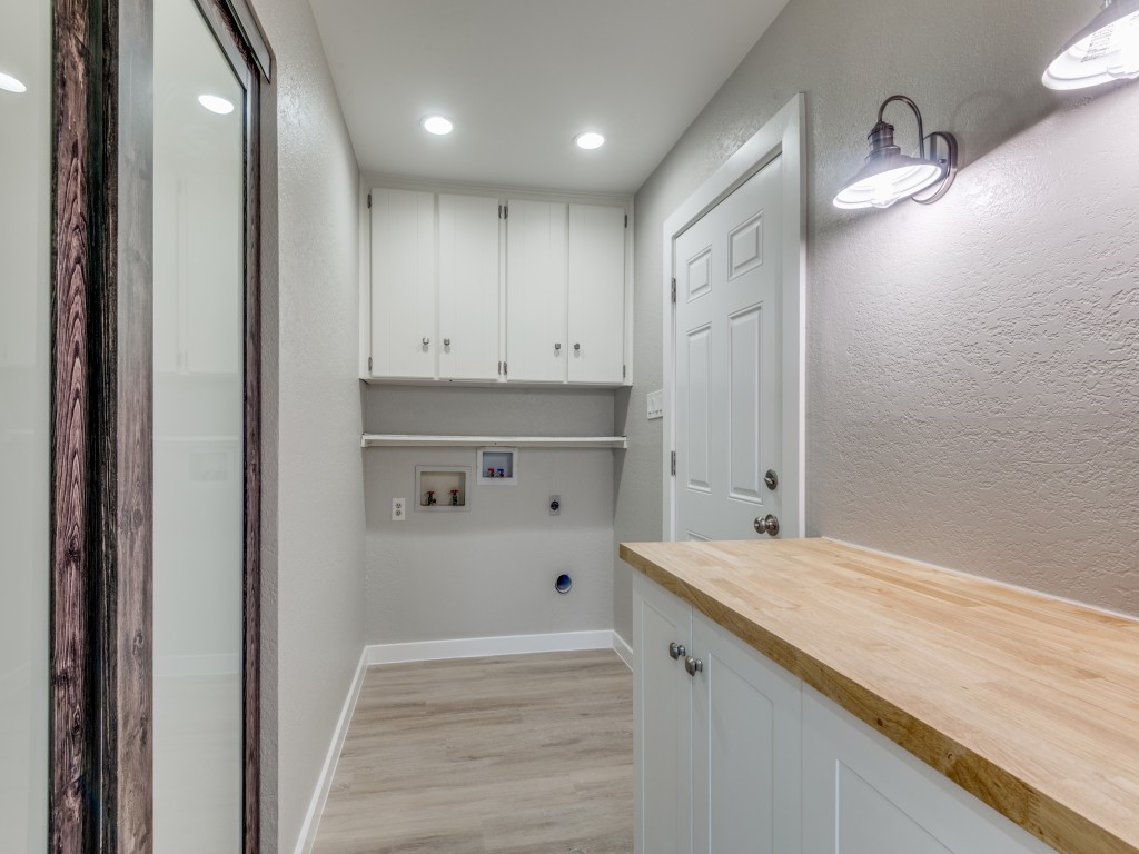 2020 Normandy Drive Hurst TX 76054