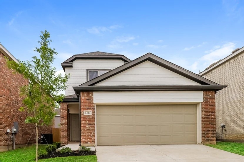 1317 Esther Lane Ennis TX 75119