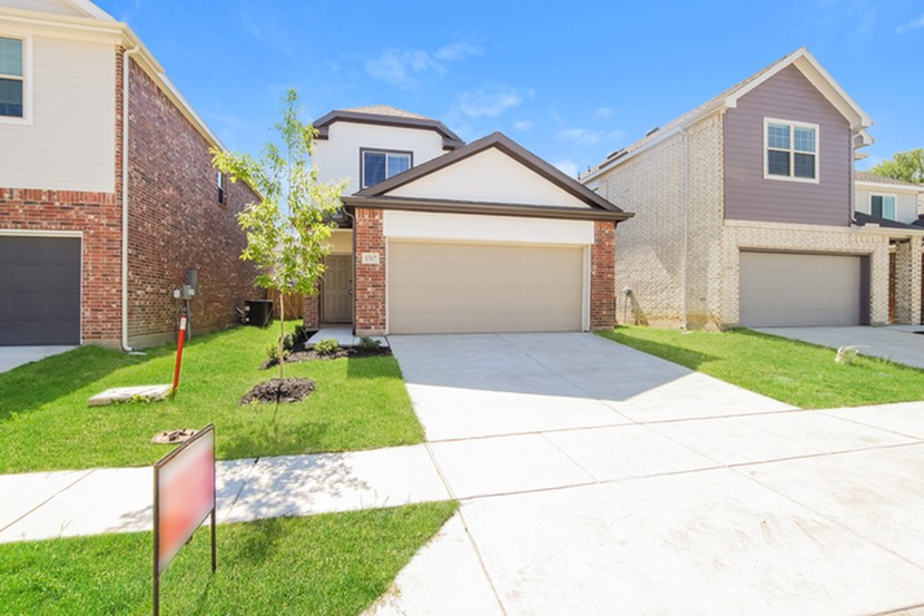 1317 Esther Lane Ennis TX 75119