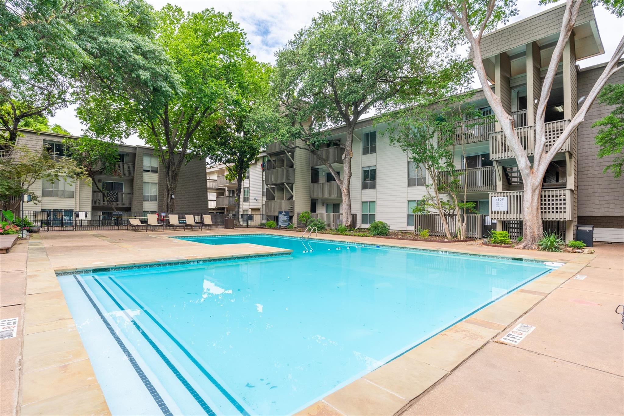 4837 Cedar Springs Road Dallas TX 75219