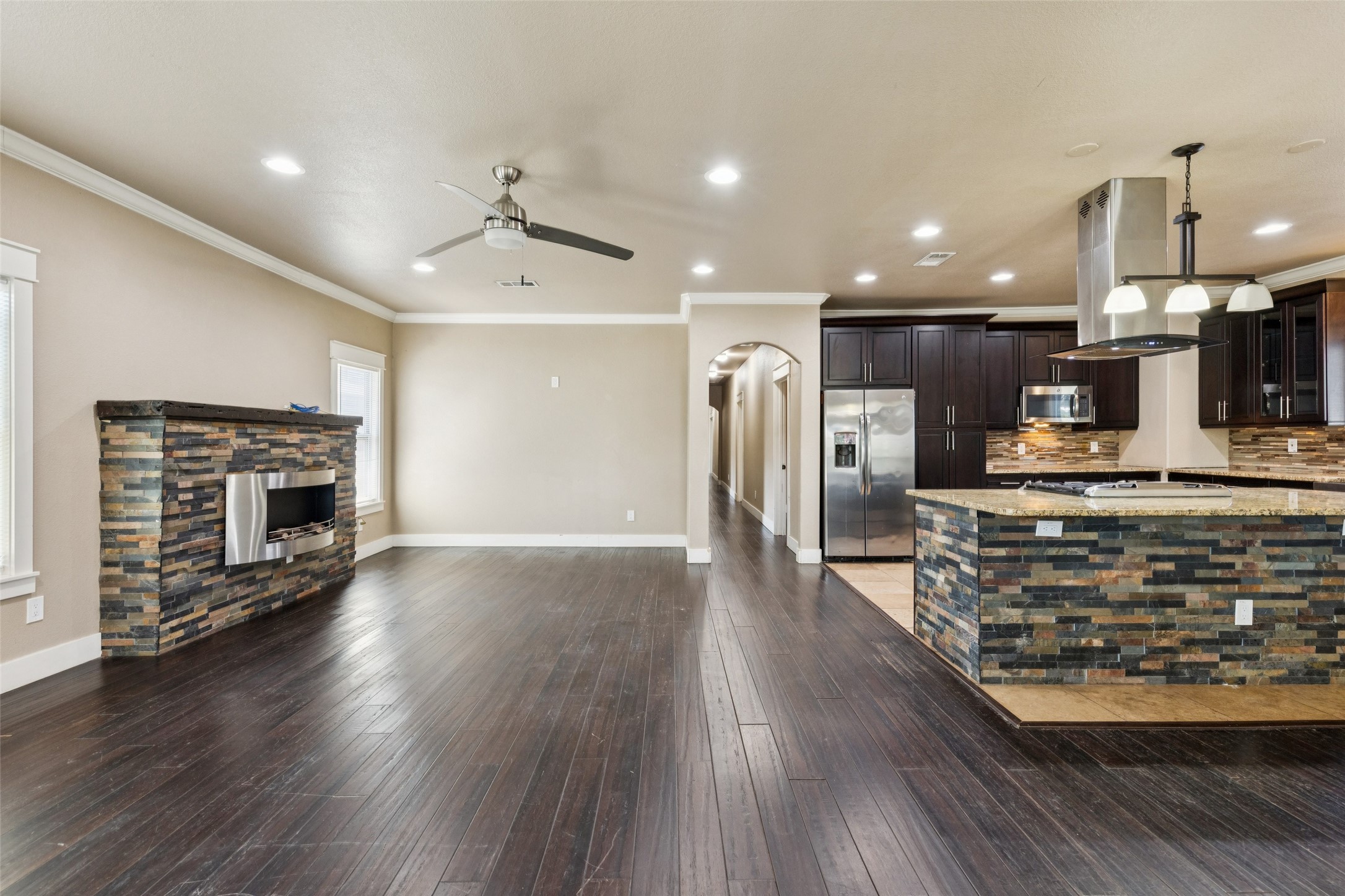 Dallas TX, 5628 Goodwin Avenue