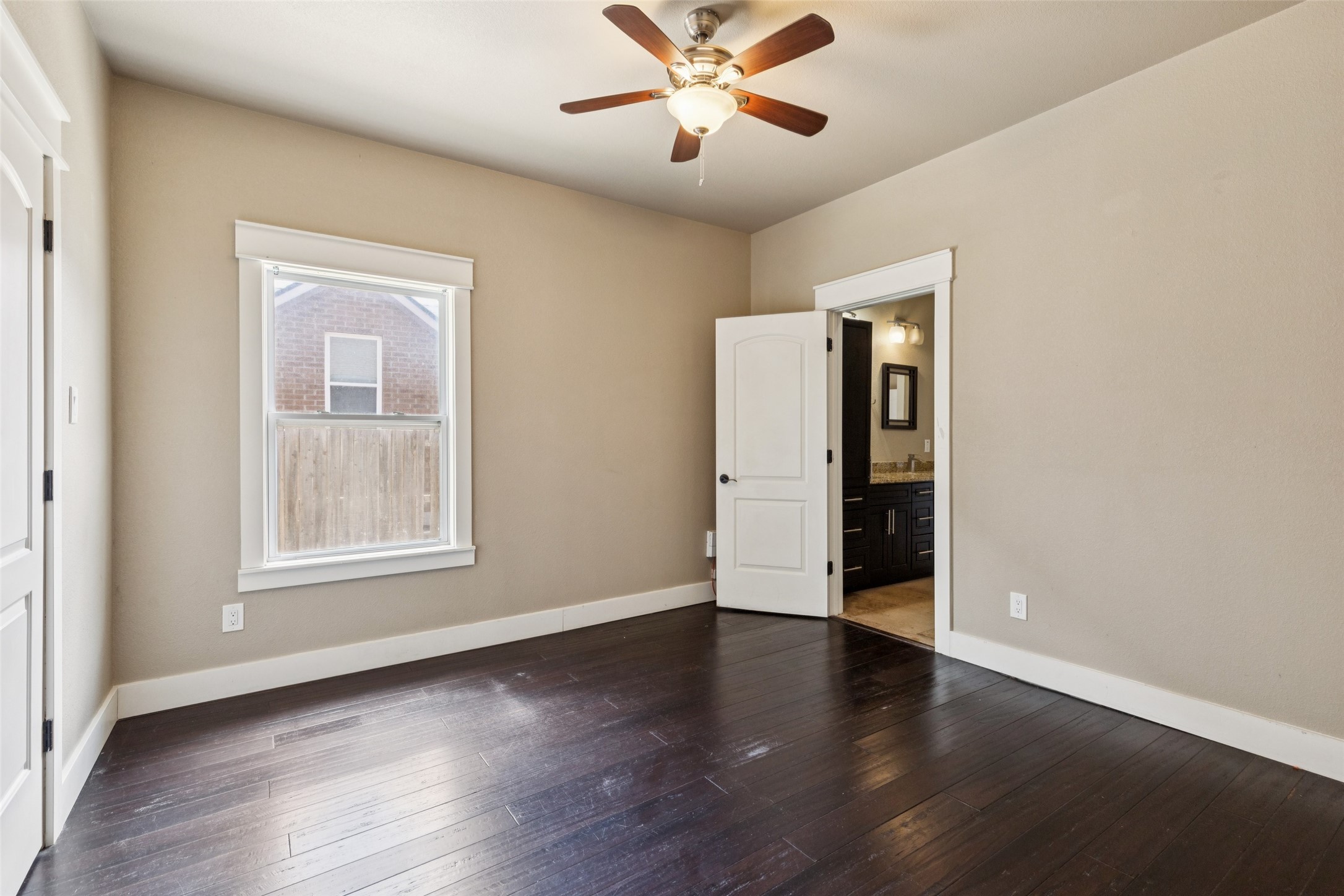 5628 Goodwin Avenue Dallas TX 75206