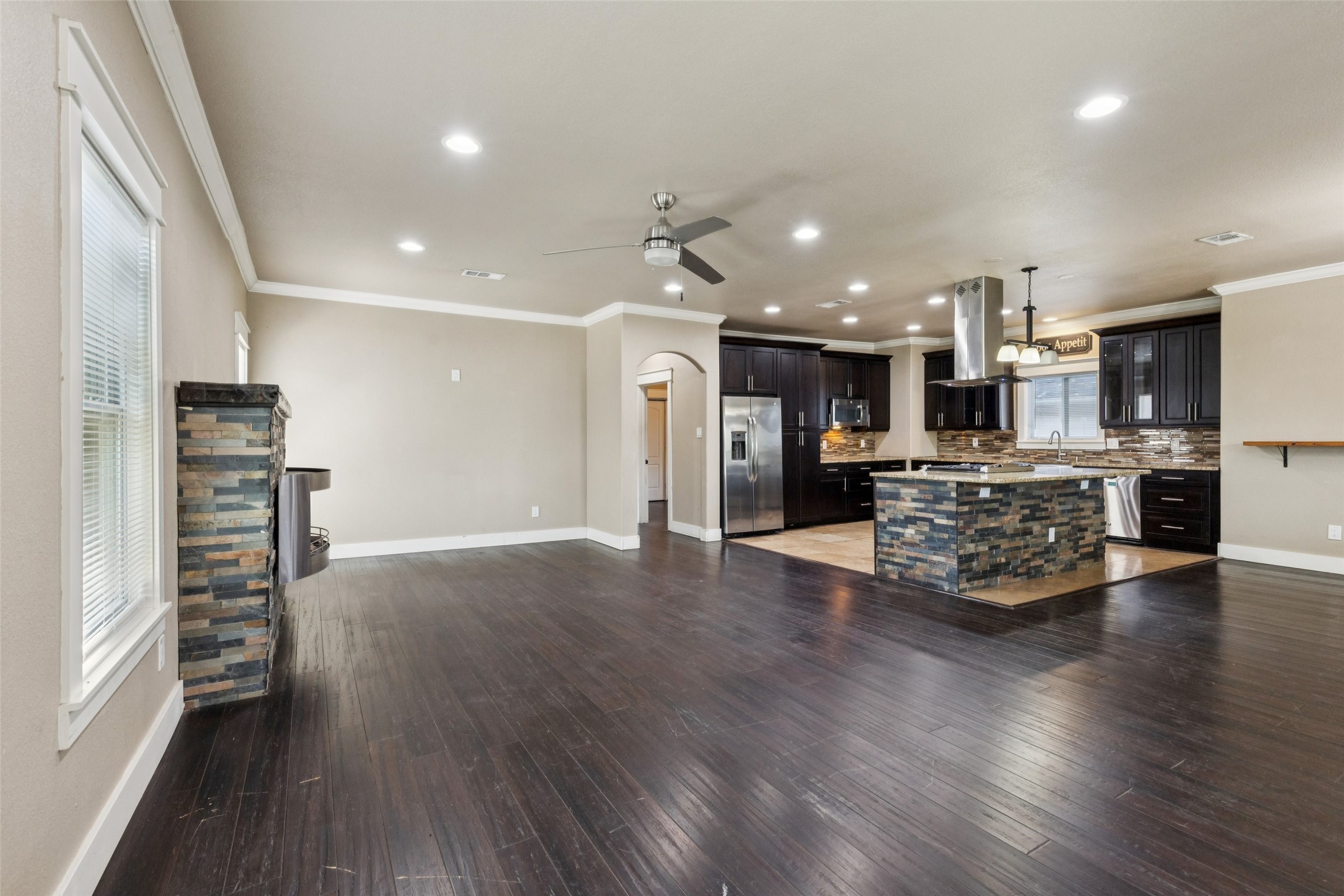 5628 Goodwin Avenue Dallas TX 75206