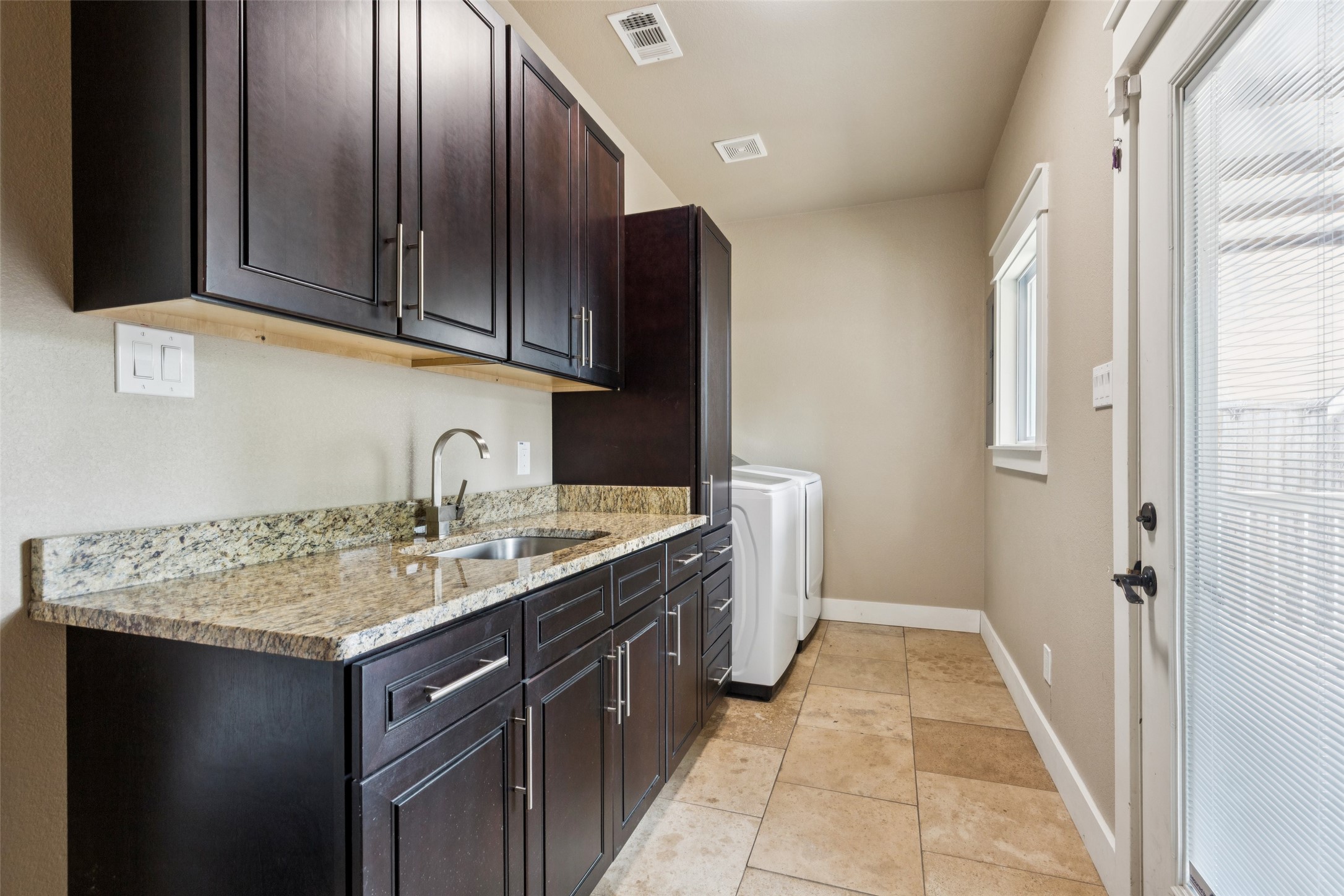 5628 Goodwin Avenue Dallas TX 75206