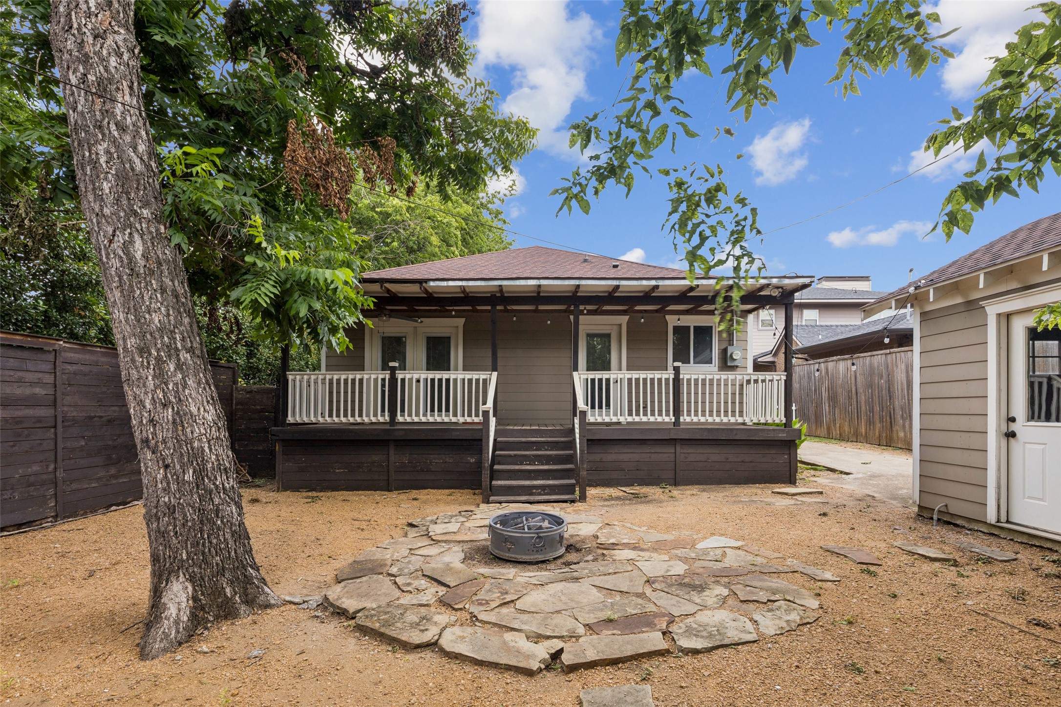 5628 Goodwin Avenue Dallas TX 75206