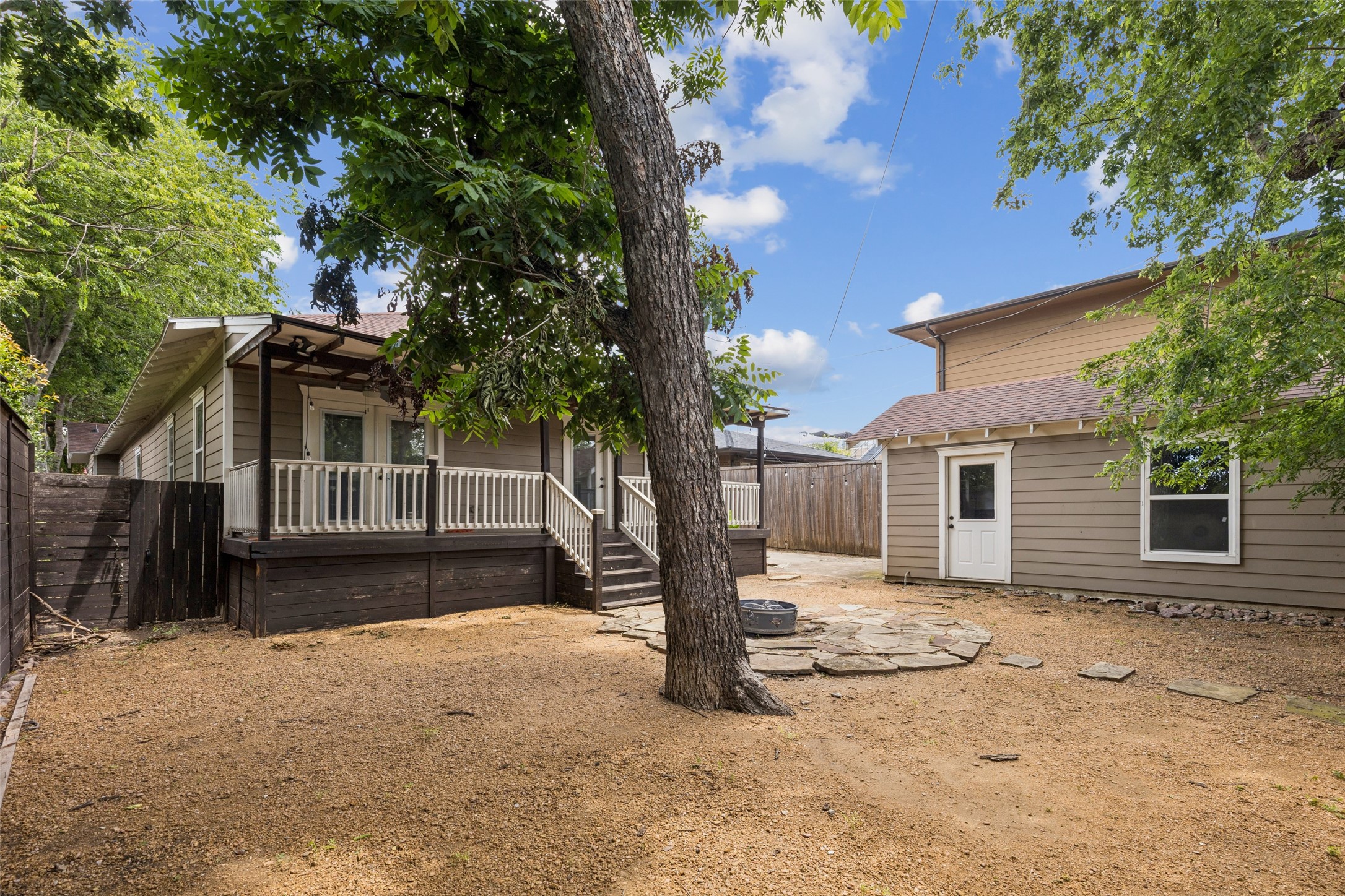 5628 Goodwin Avenue Dallas TX 75206