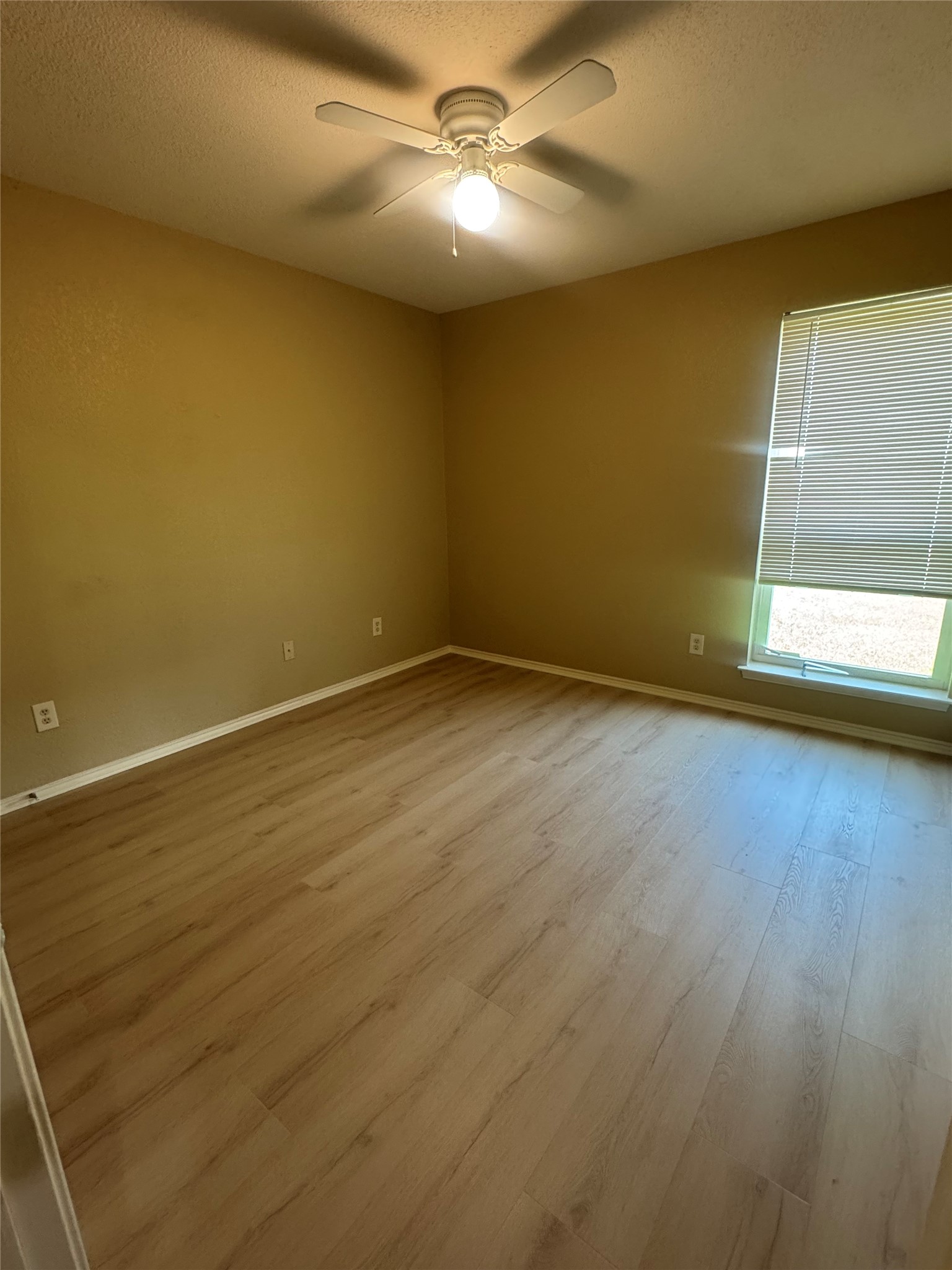 908 Cedar Ridge Lane Burleson TX 76028