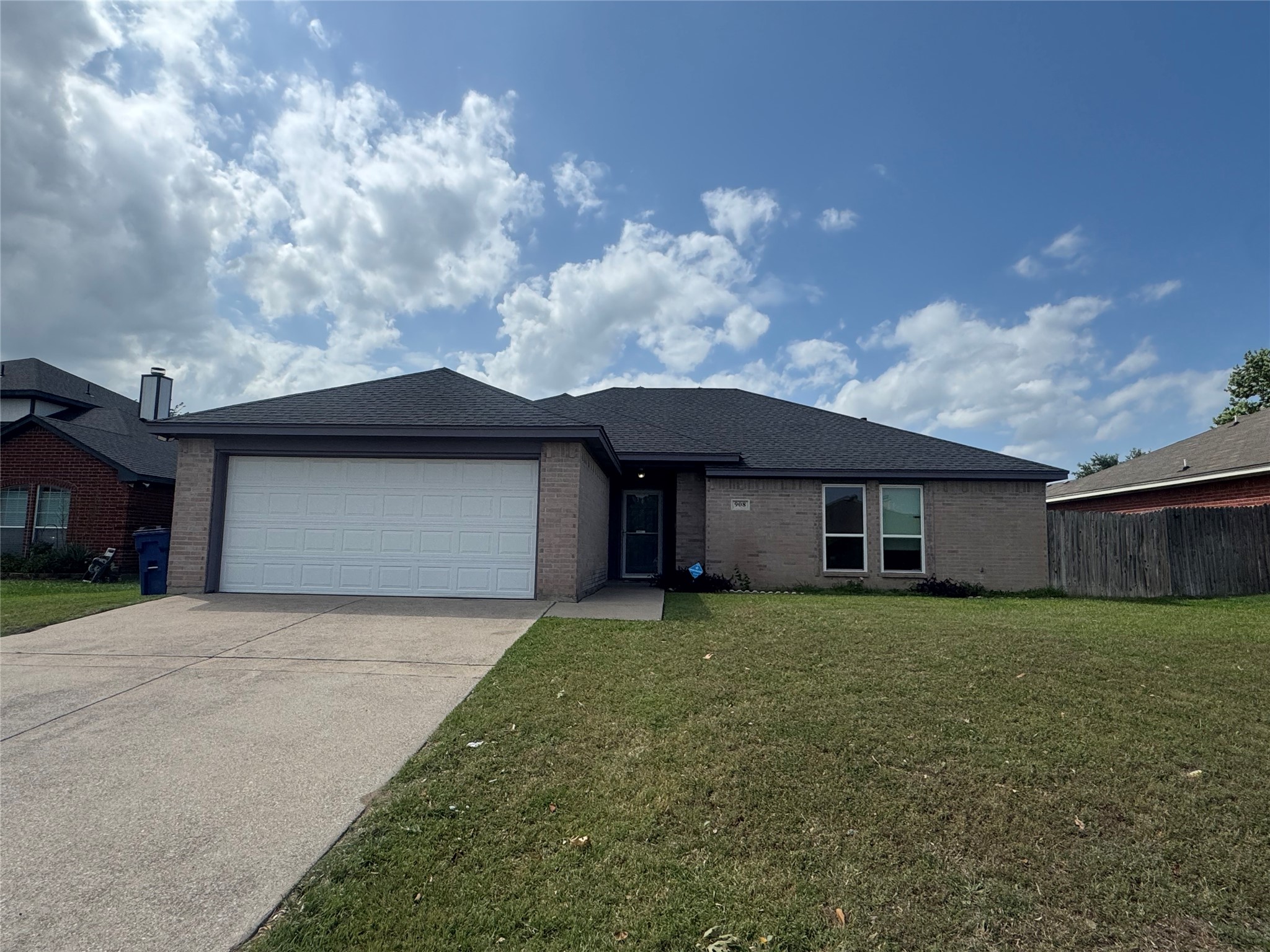 908 Cedar Ridge Lane Burleson TX 76028