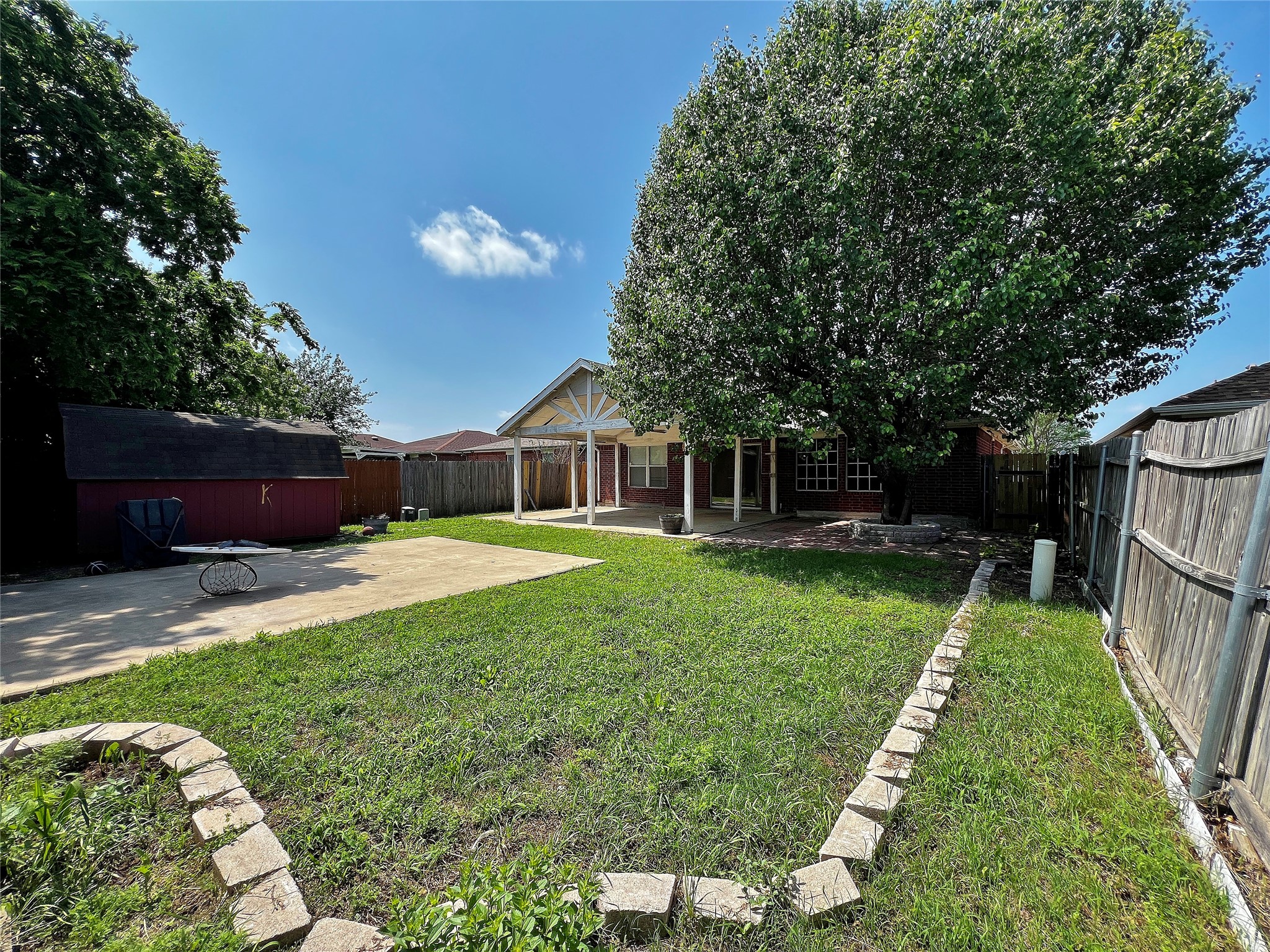 609 Blueberry Hill Lane Mansfield TX 76063