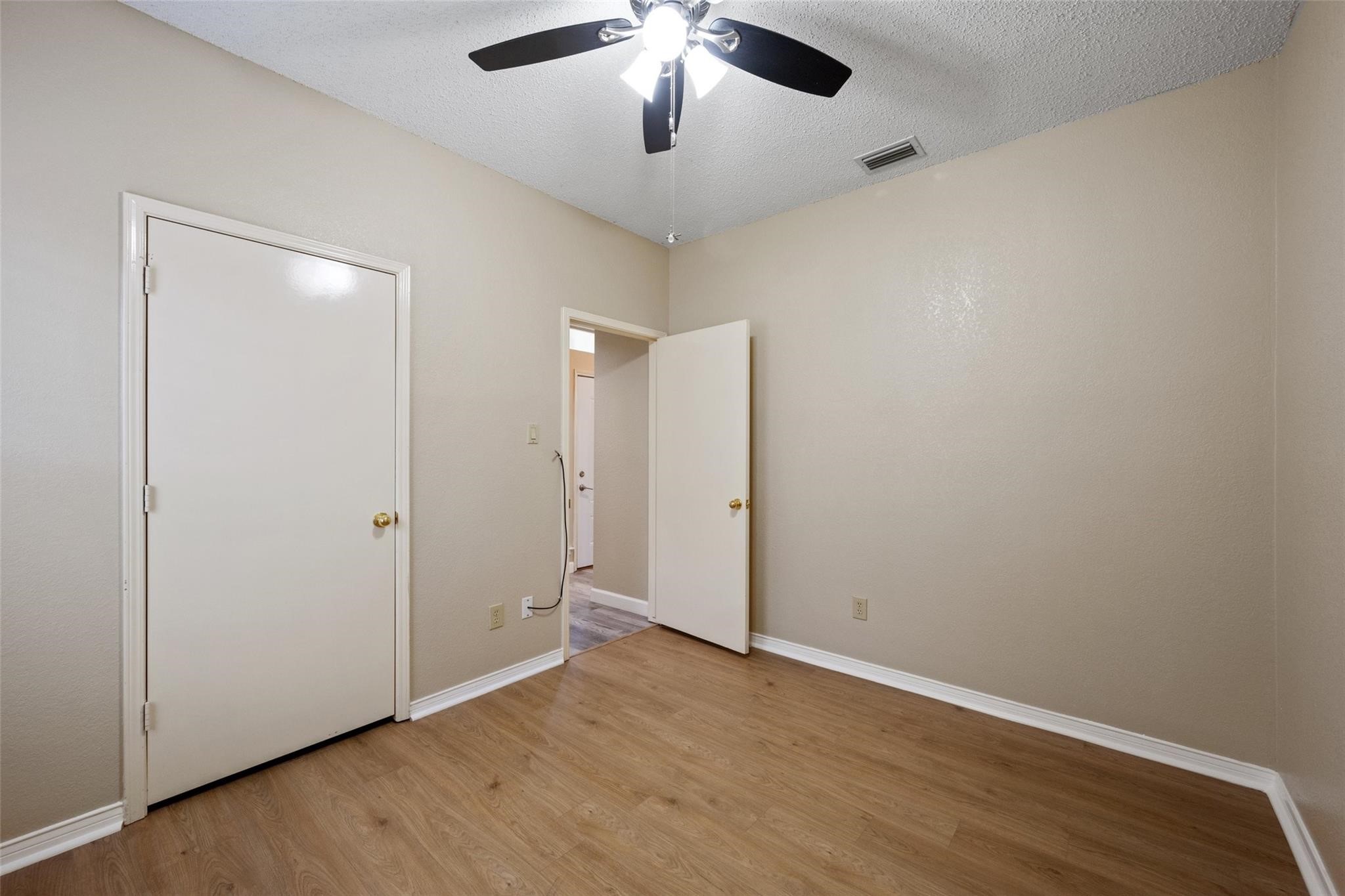 4241 Briar Hill Drive Grand Prairie TX 75052