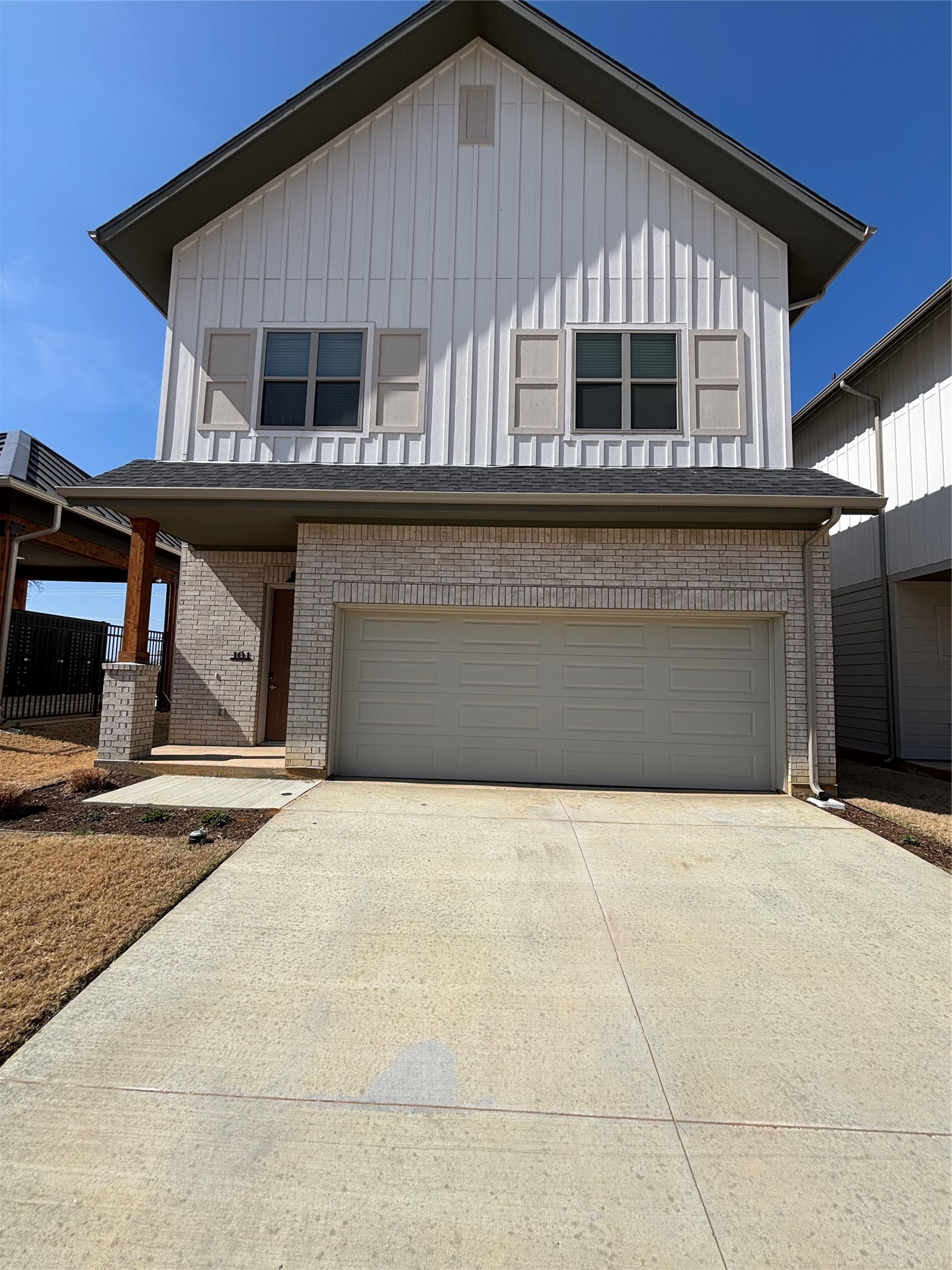 2036 Oak Grove Aubrey TX 76227