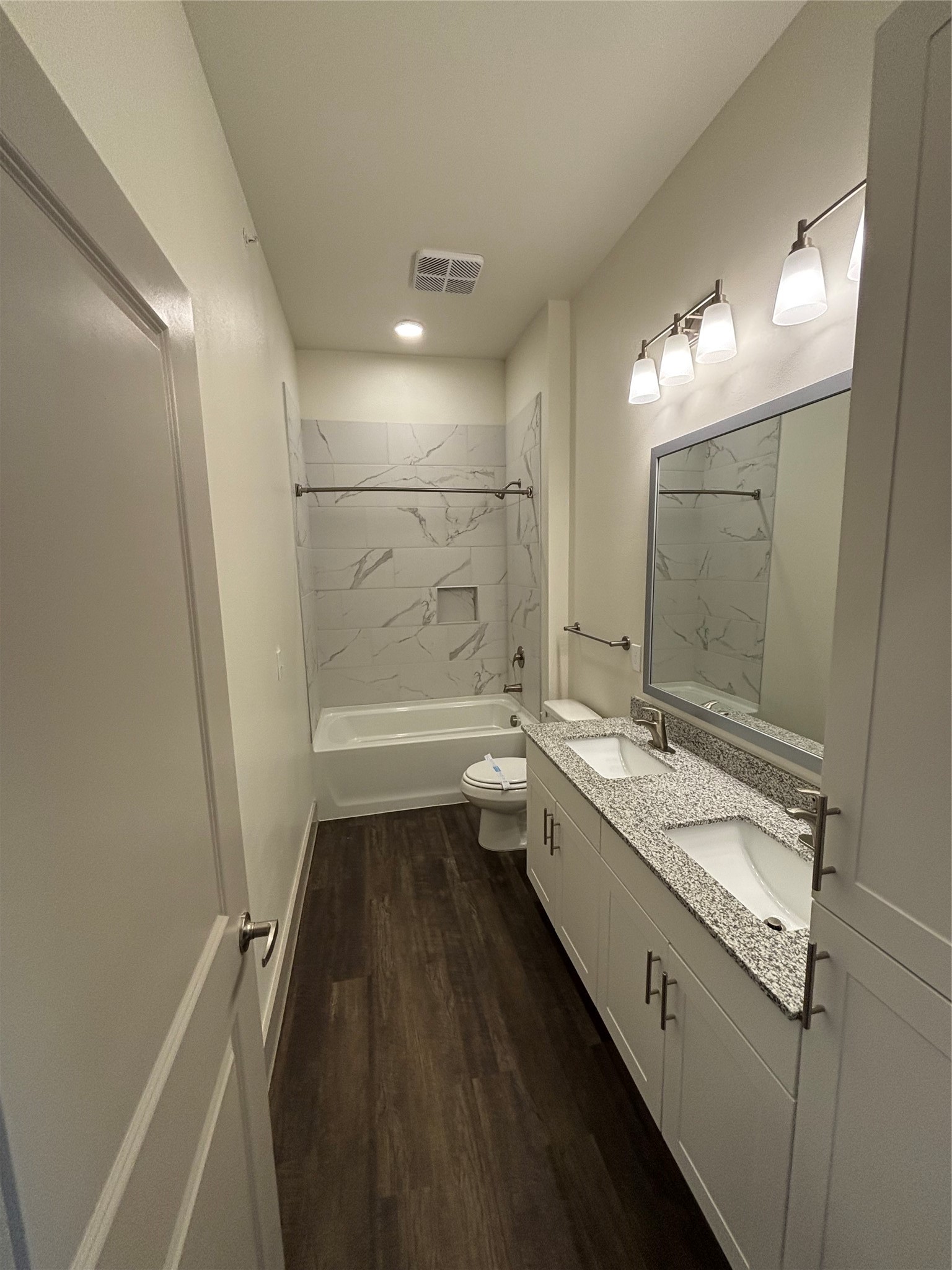 2036 Oak Grove Aubrey TX 76227