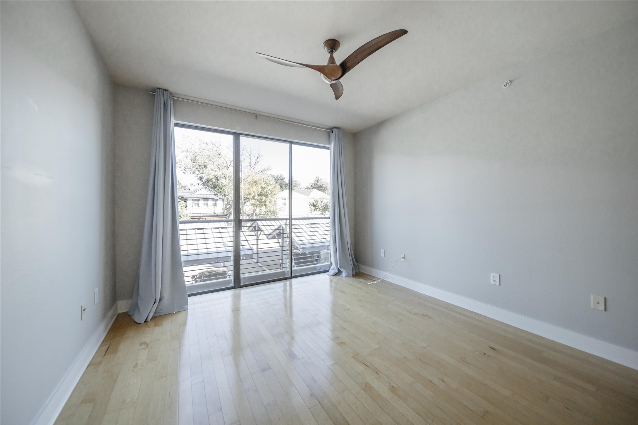 4414 Cedar Springs Dallas TX 75219