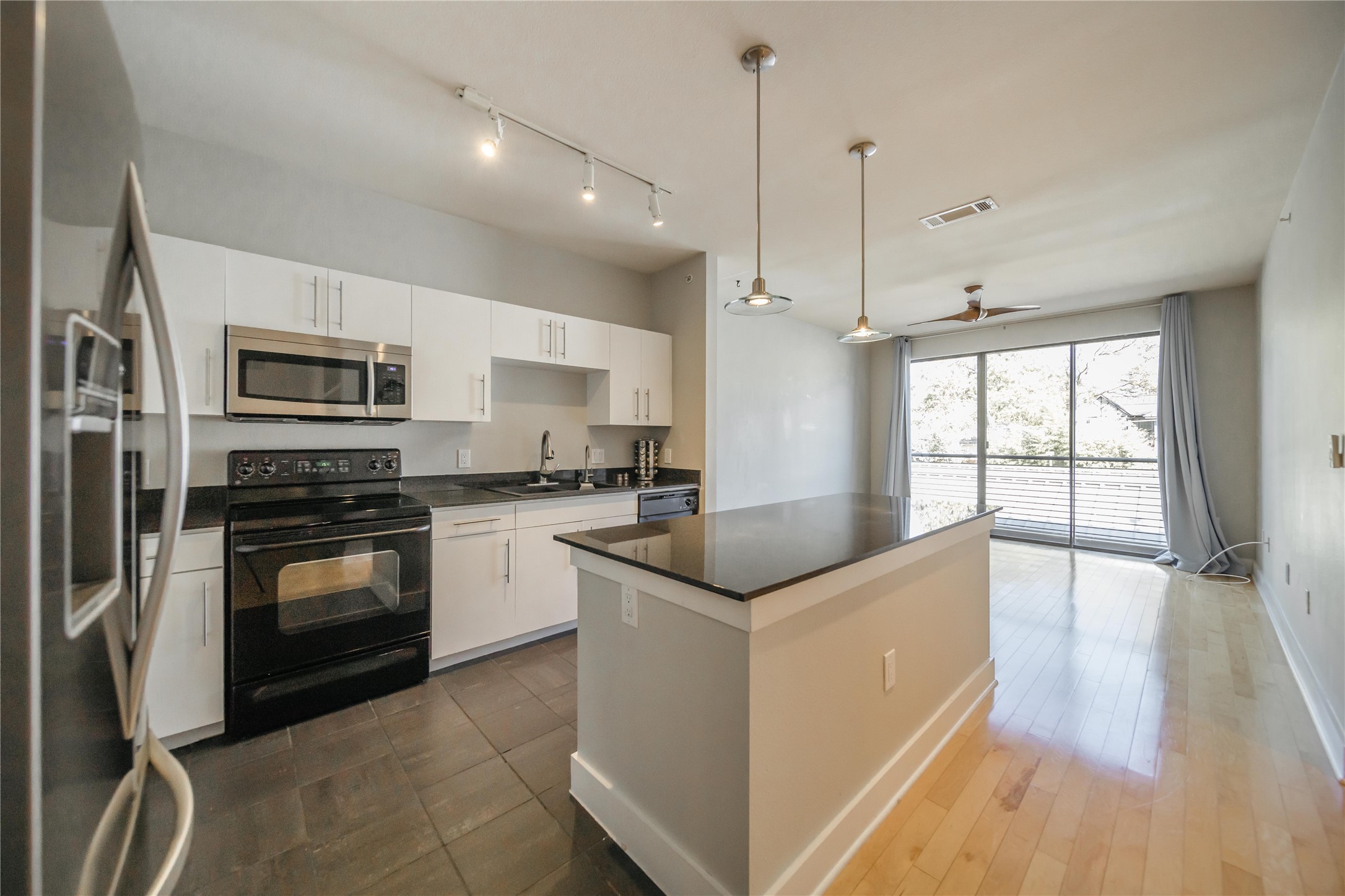 4414 Cedar Springs Dallas TX 75219
