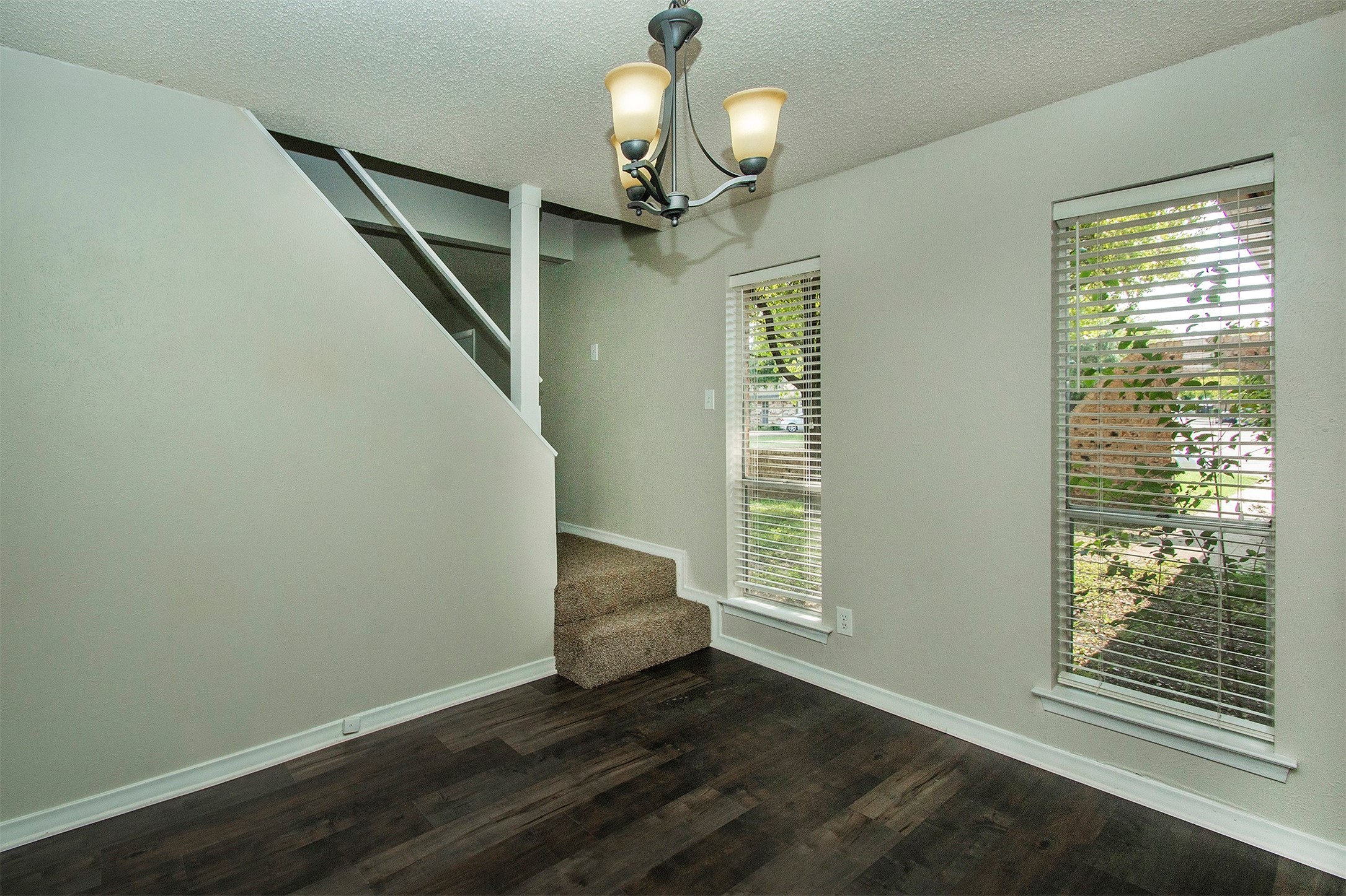 12831 Pandora Drive Dallas TX 75238