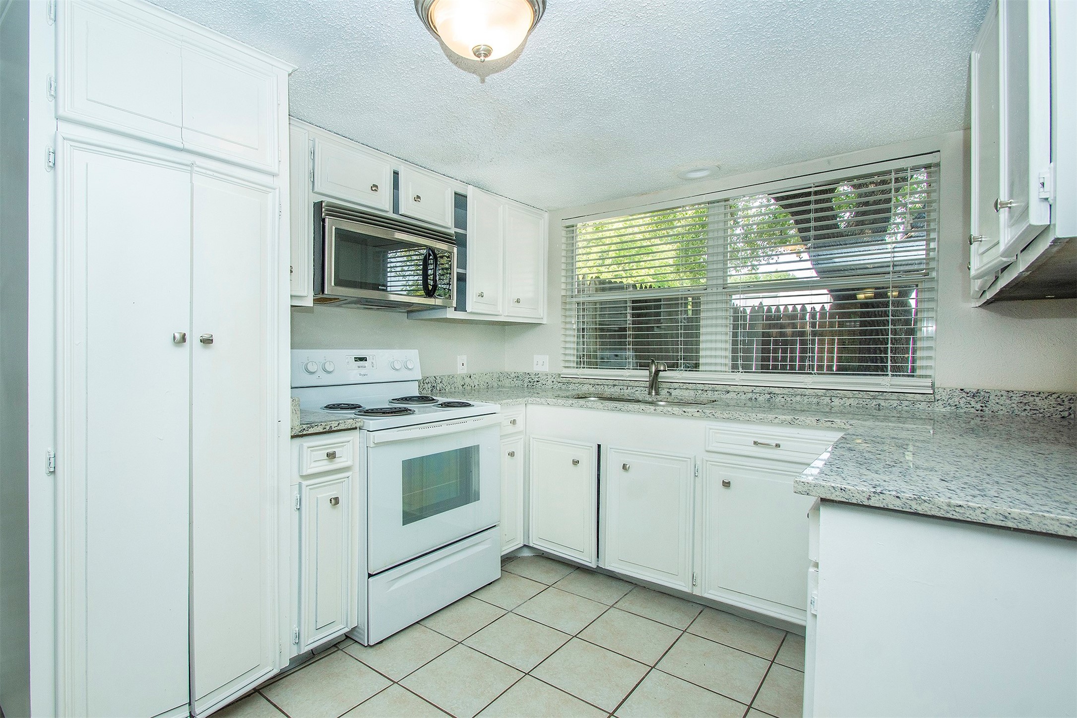 12831 Pandora Drive Dallas TX 75238