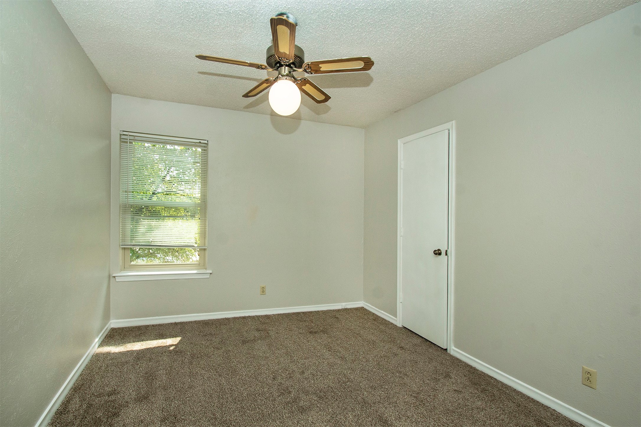 12831 Pandora Drive Dallas TX 75238