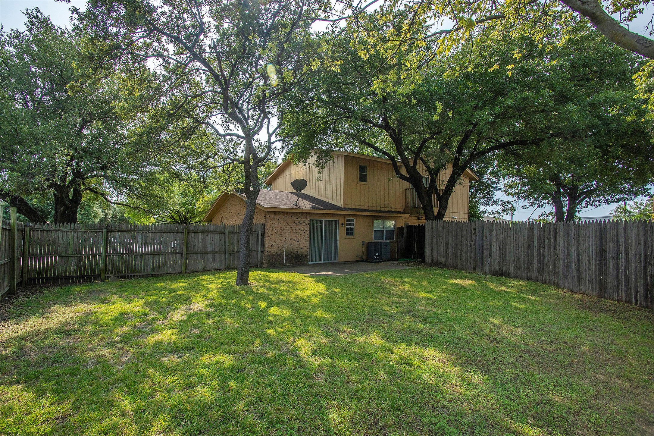 12831 Pandora Drive Dallas TX 75238