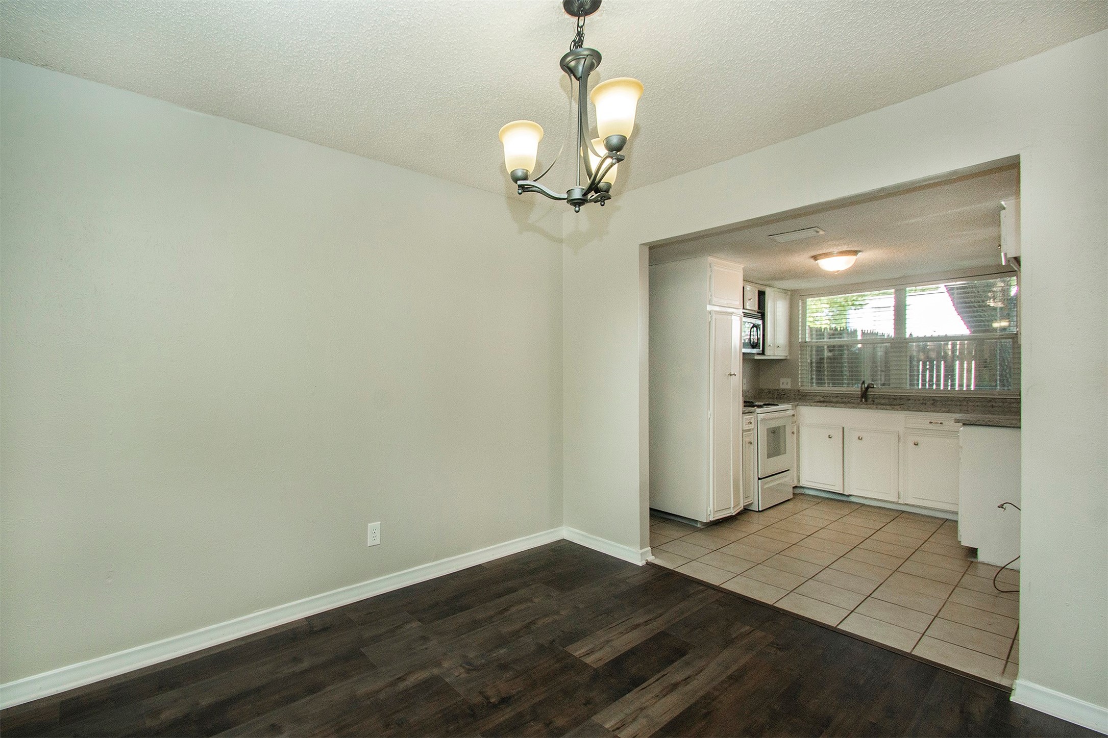 12831 Pandora Drive Dallas TX 75238