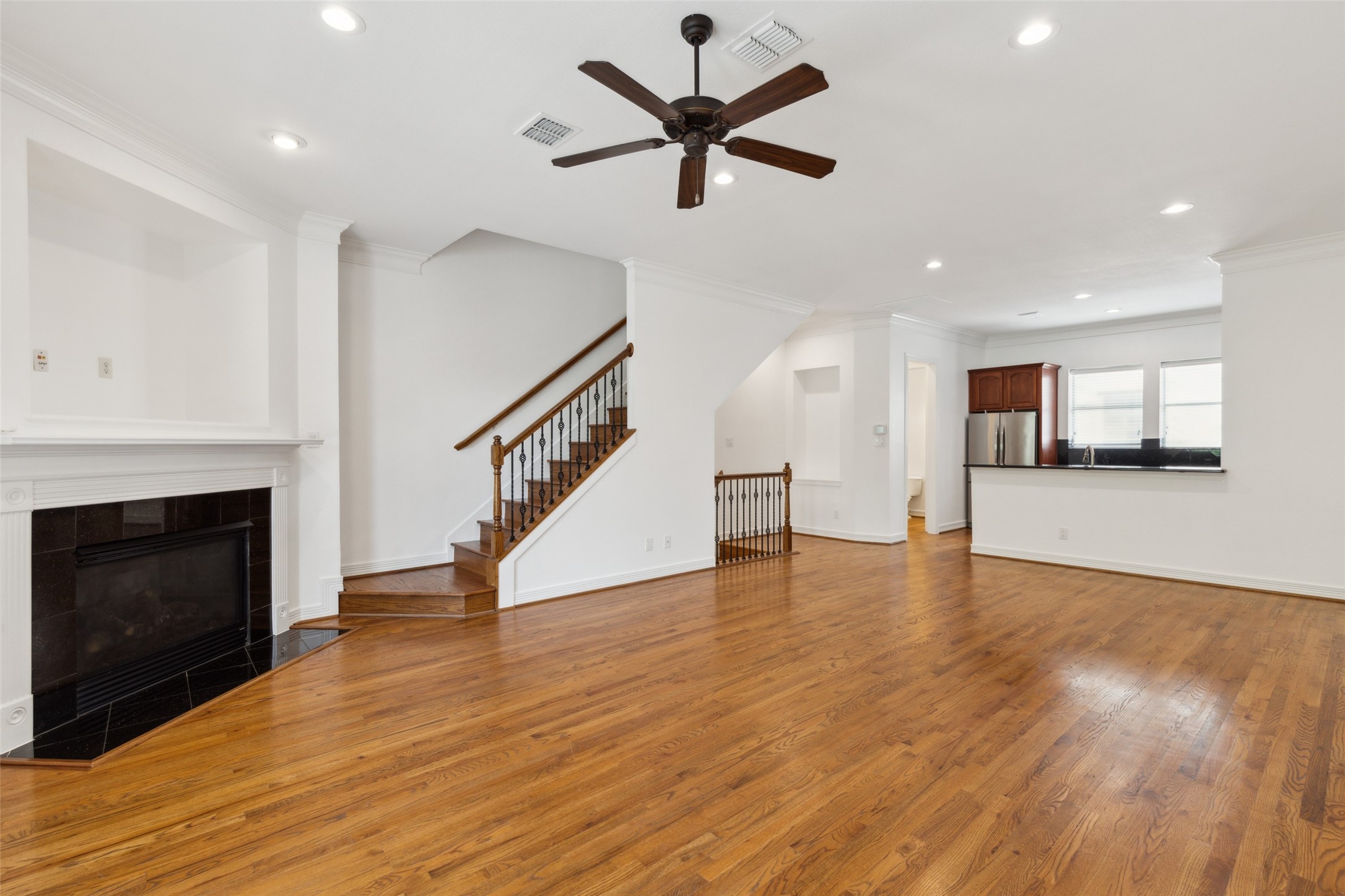 4304 Holland Avenue Dallas TX 75219