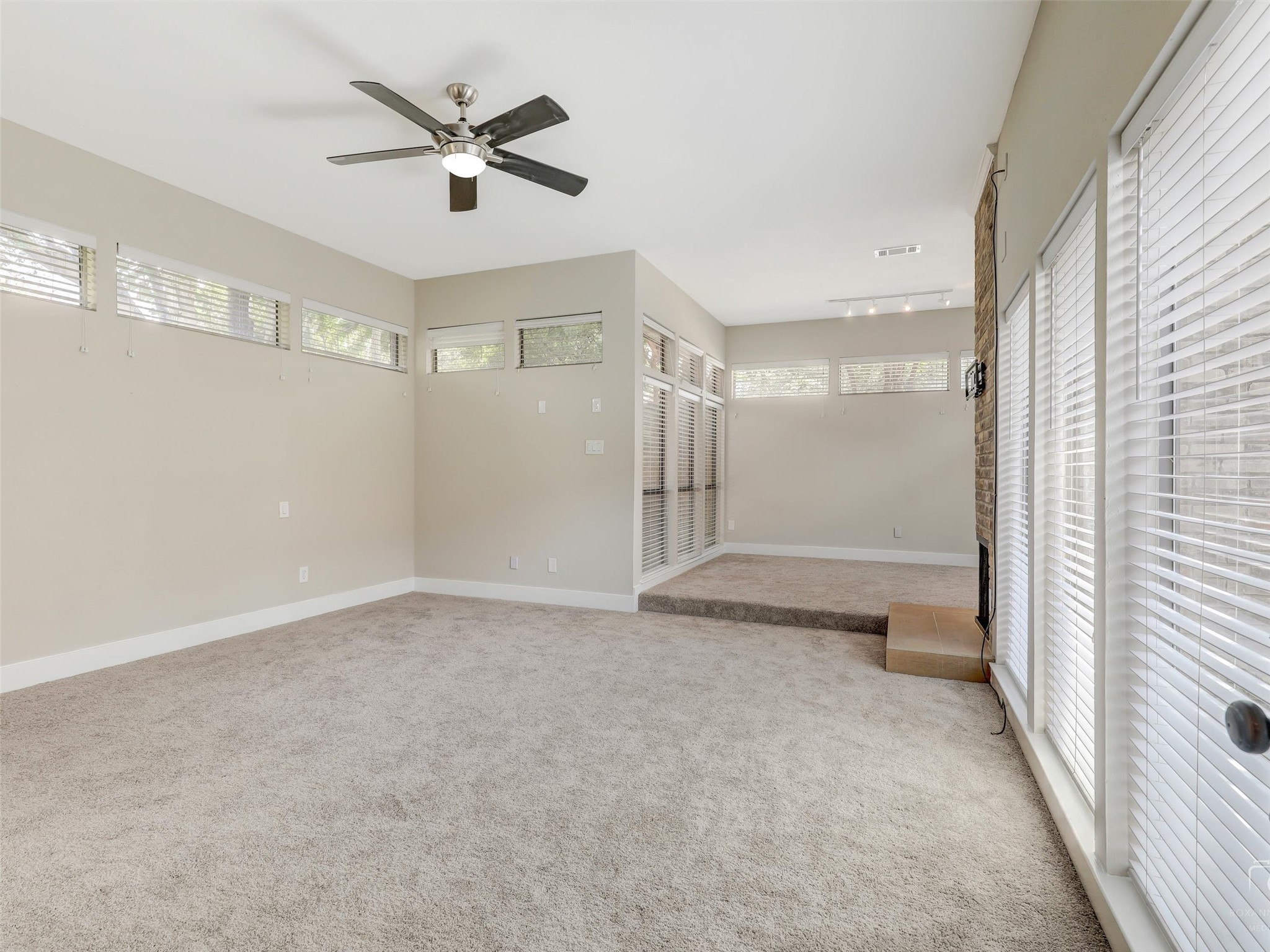 6915 Clearhaven Drive Dallas TX 75248