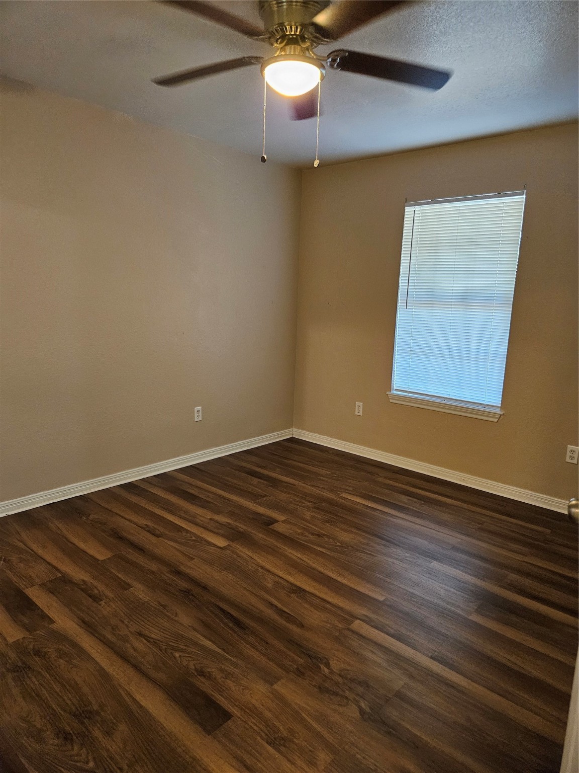 225 E Craven Avenue Lacy Lakeview TX 76705