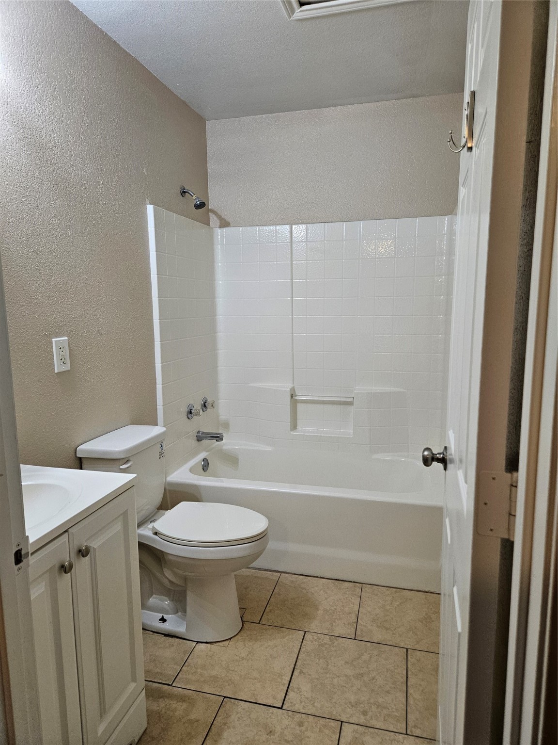 225 E Craven Avenue Lacy Lakeview TX 76705