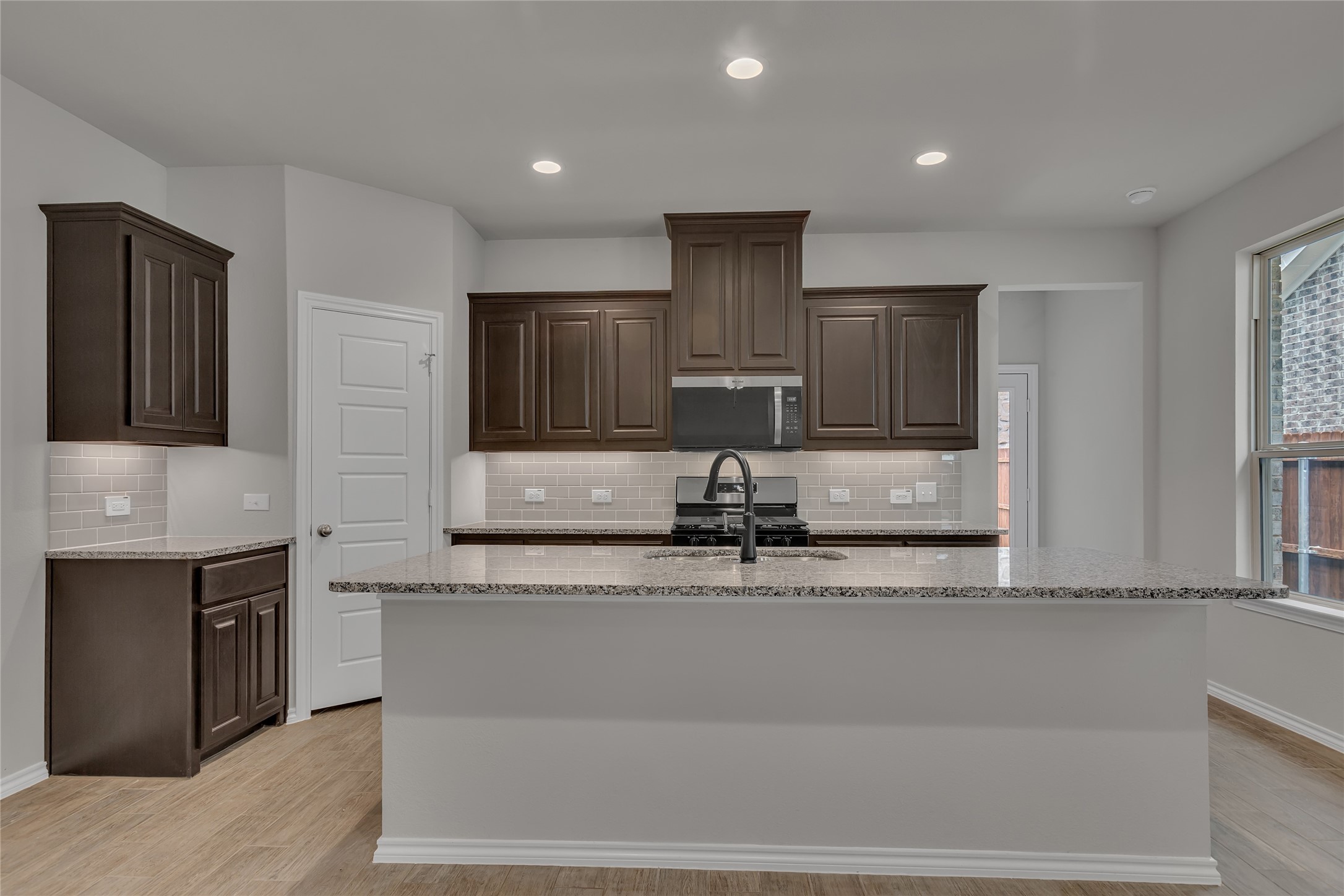1729 Hazer Lane Mesquite TX 75149