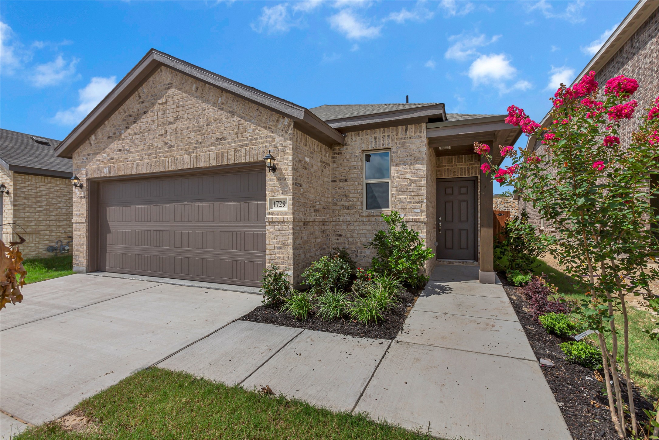 1729 Hazer Lane Mesquite TX 75149