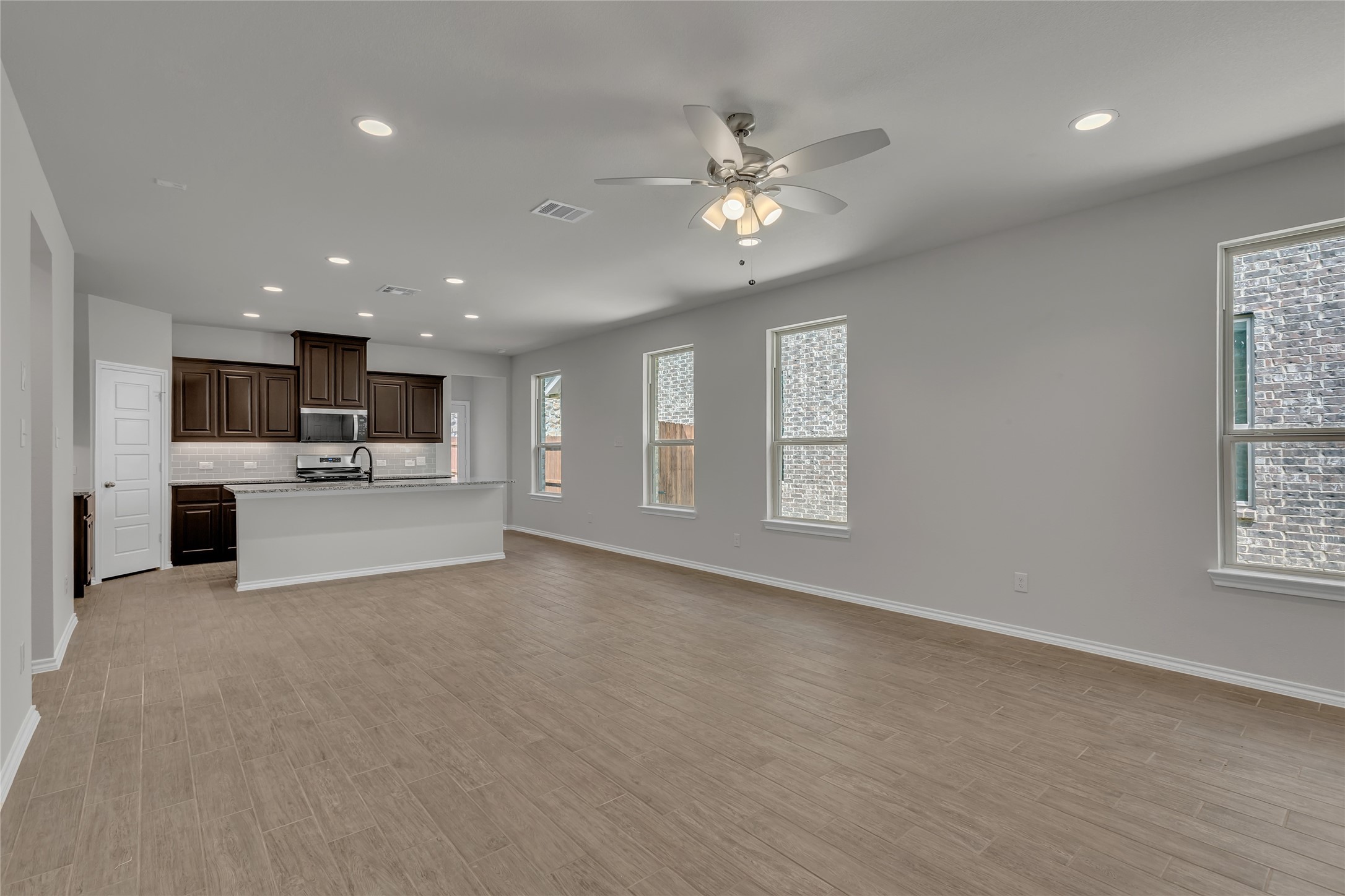 1729 Hazer Lane Mesquite TX 75149
