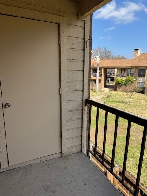 16301 Ledgemont Lane Addison TX 75001