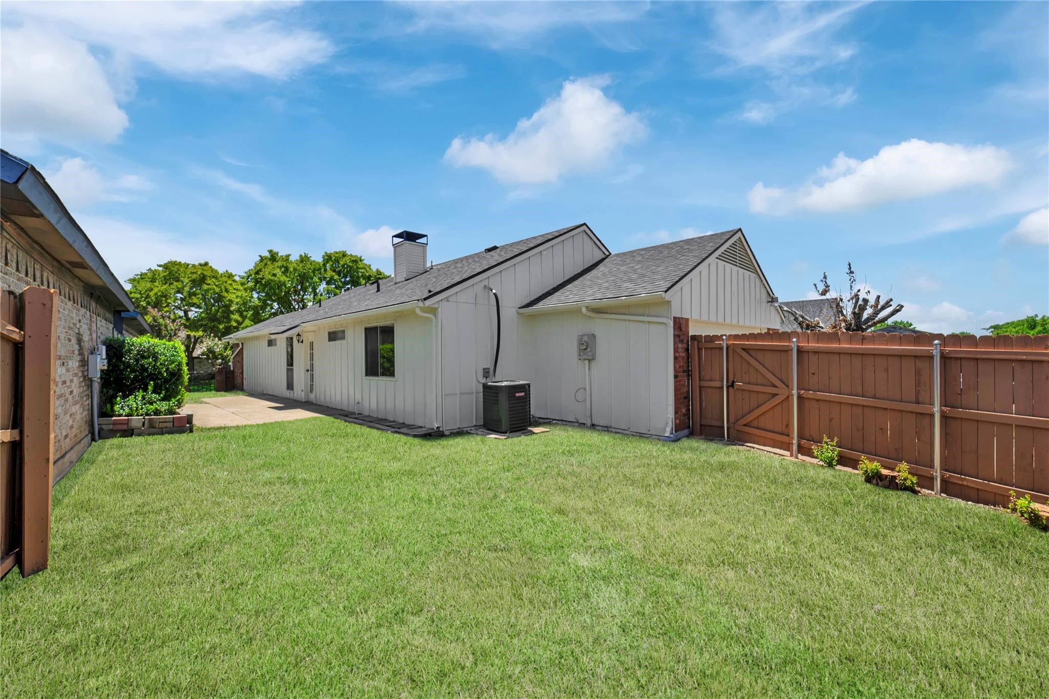 1019 Sanders Drive Duncanville TX 75137