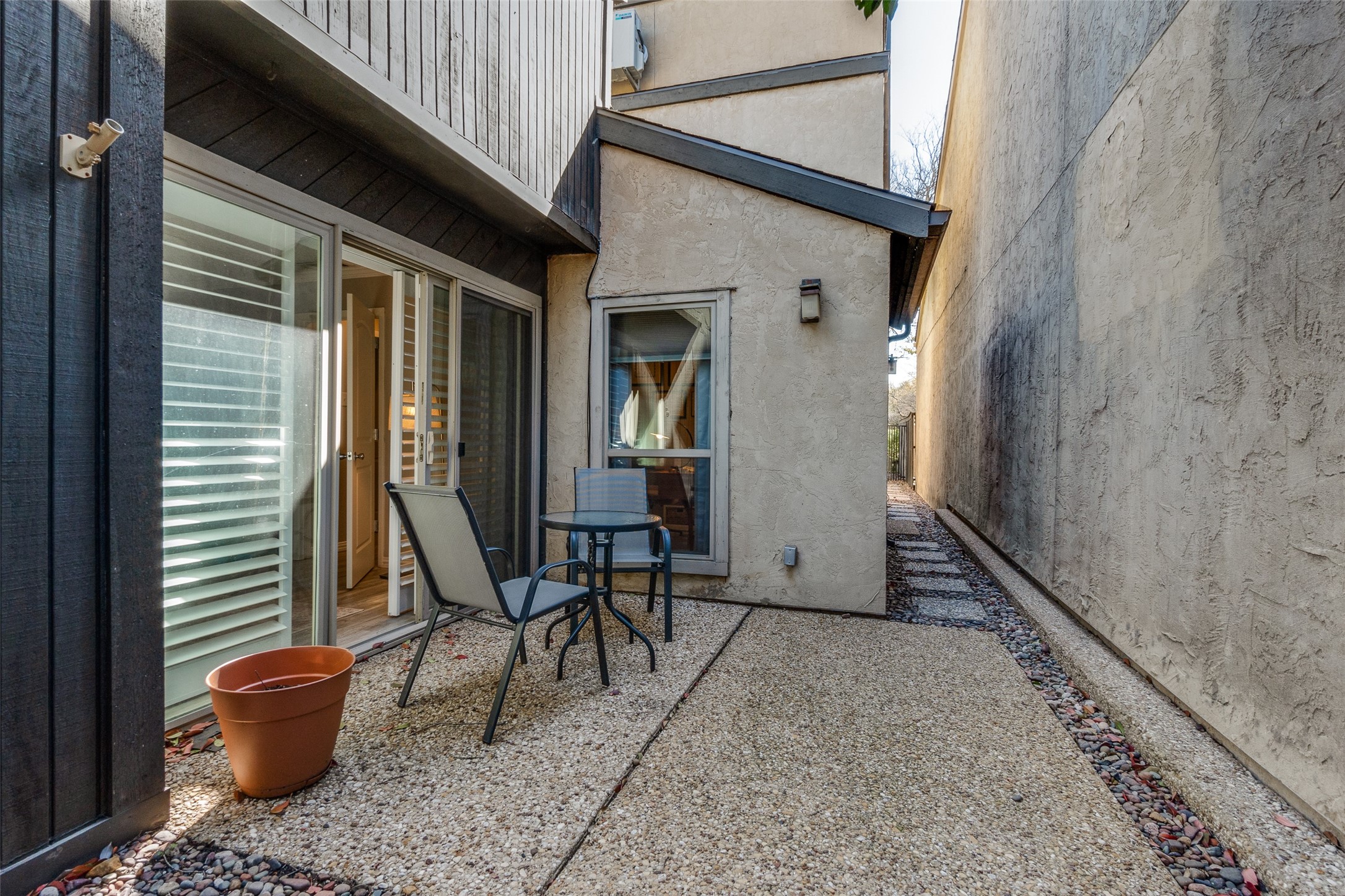 9602 Baseline Drive Dallas TX 75243