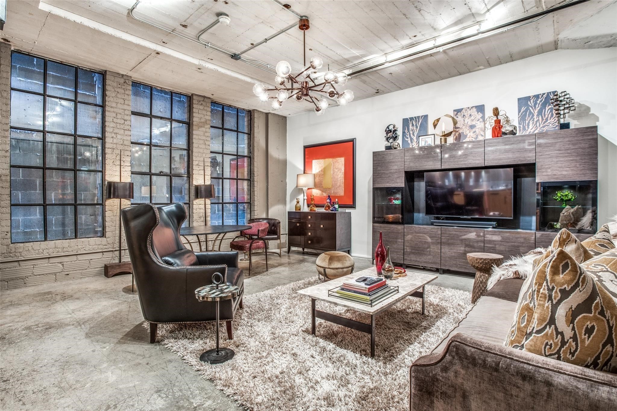 1122 Jackson Street Dallas TX 75202