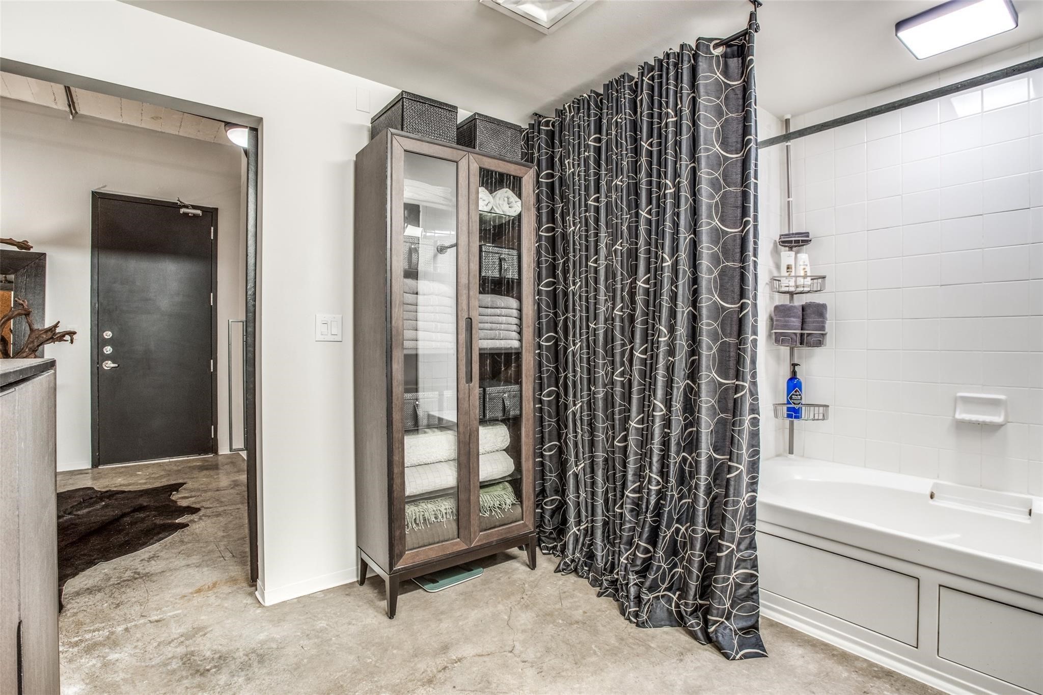 1122 Jackson Street Dallas TX 75202