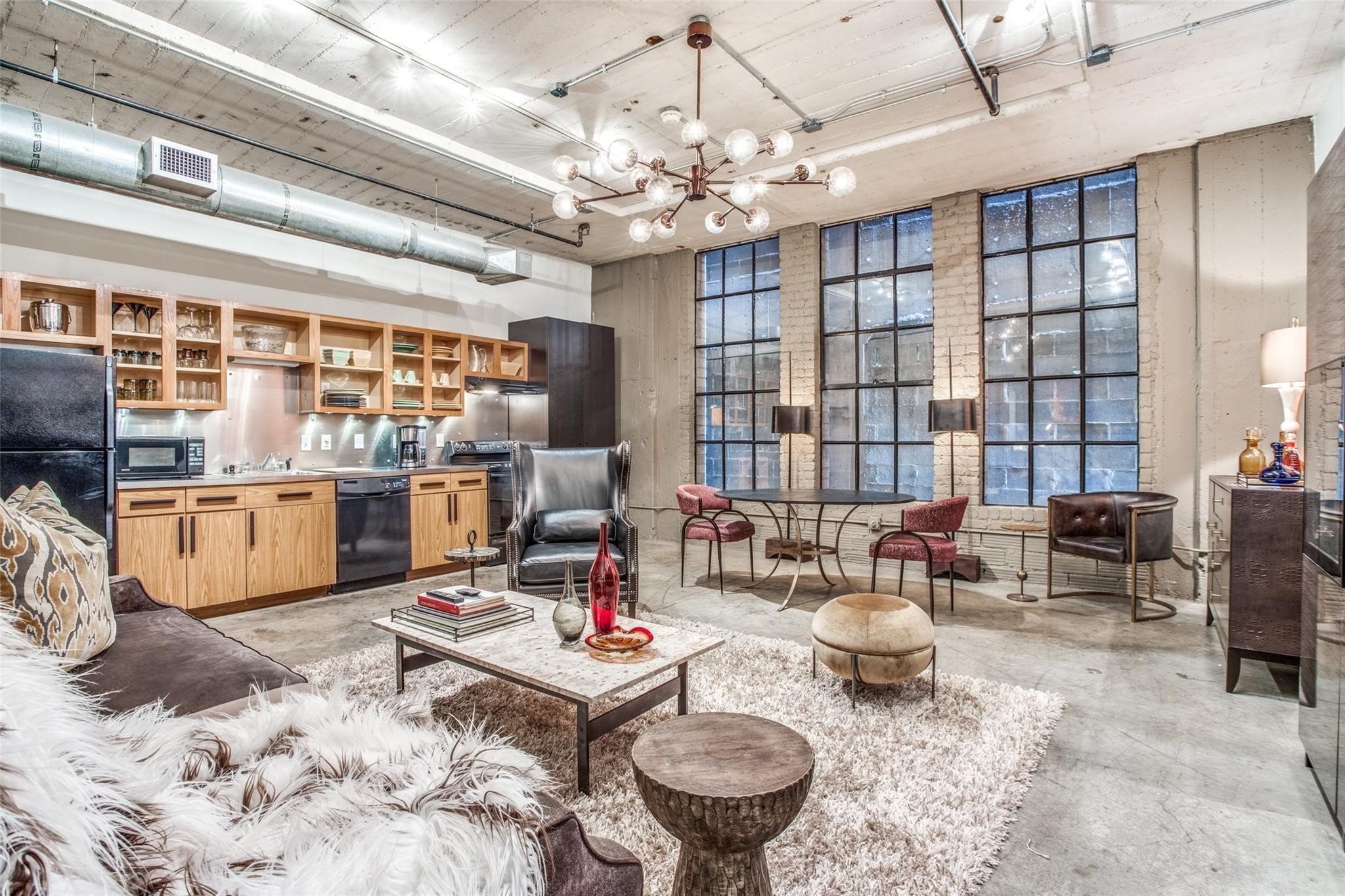 1122 Jackson Street Dallas TX 75202