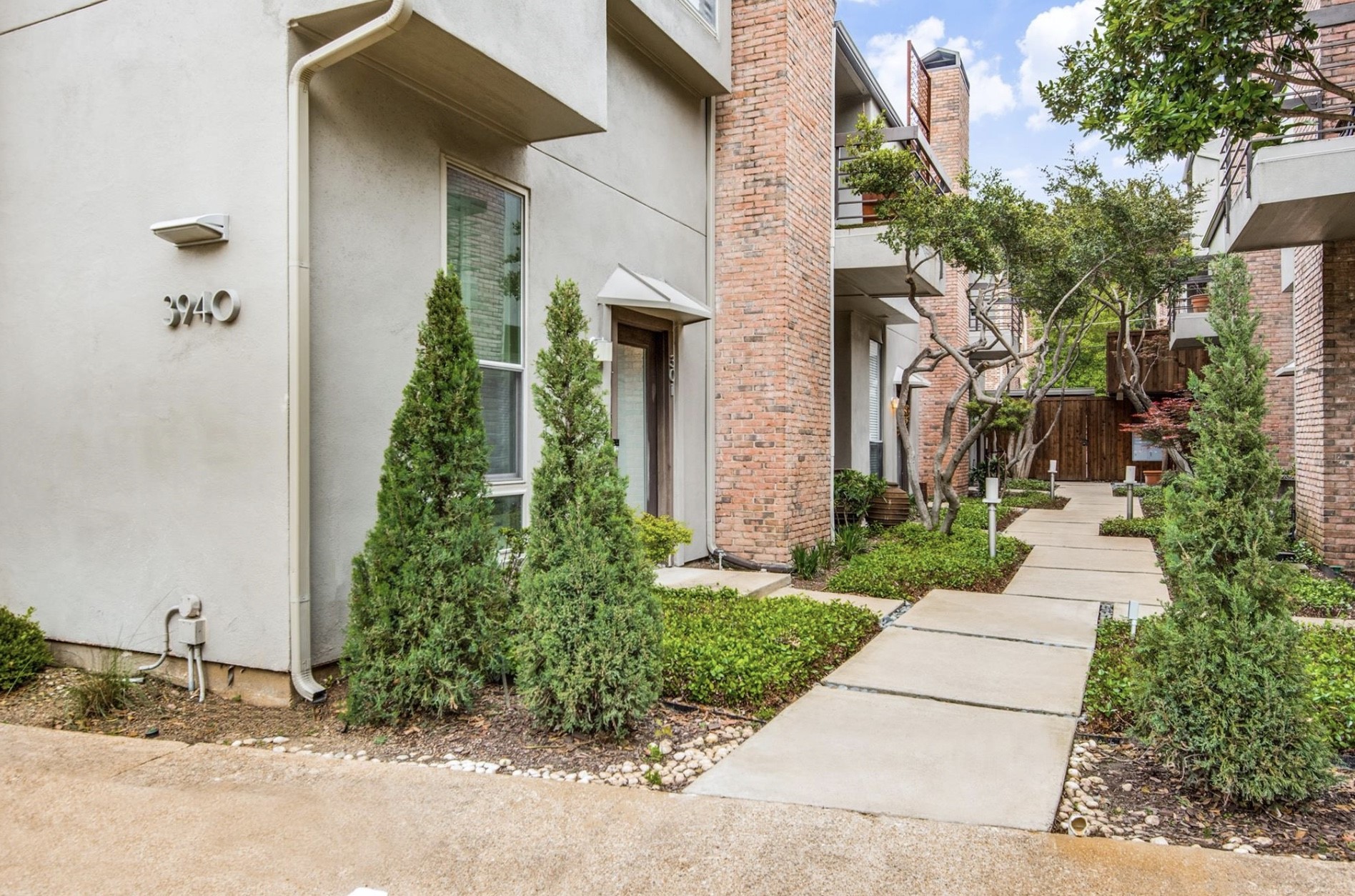 3940 Buena Vista Street Dallas TX 75204