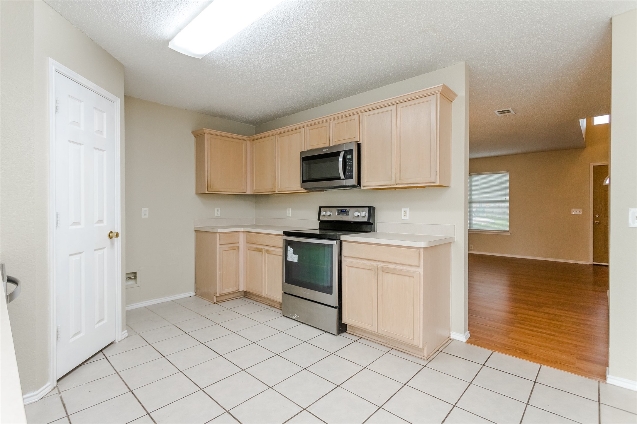 1308 Dundee Drive Arlington TX 76002