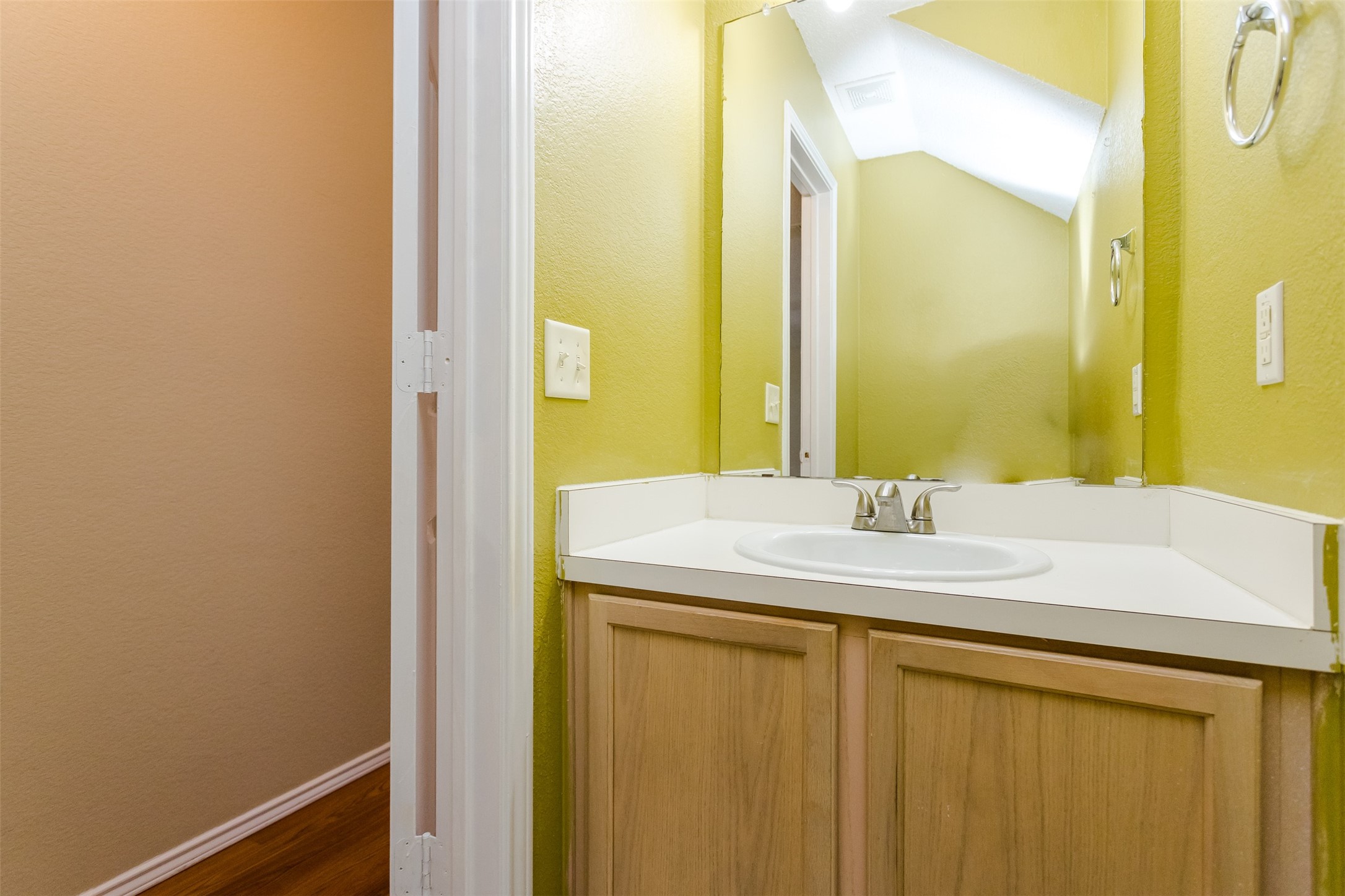 1308 Dundee Drive Arlington TX 76002